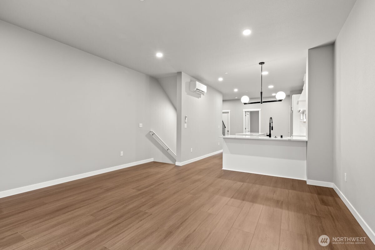 16823 Alder Way Unit: J5
