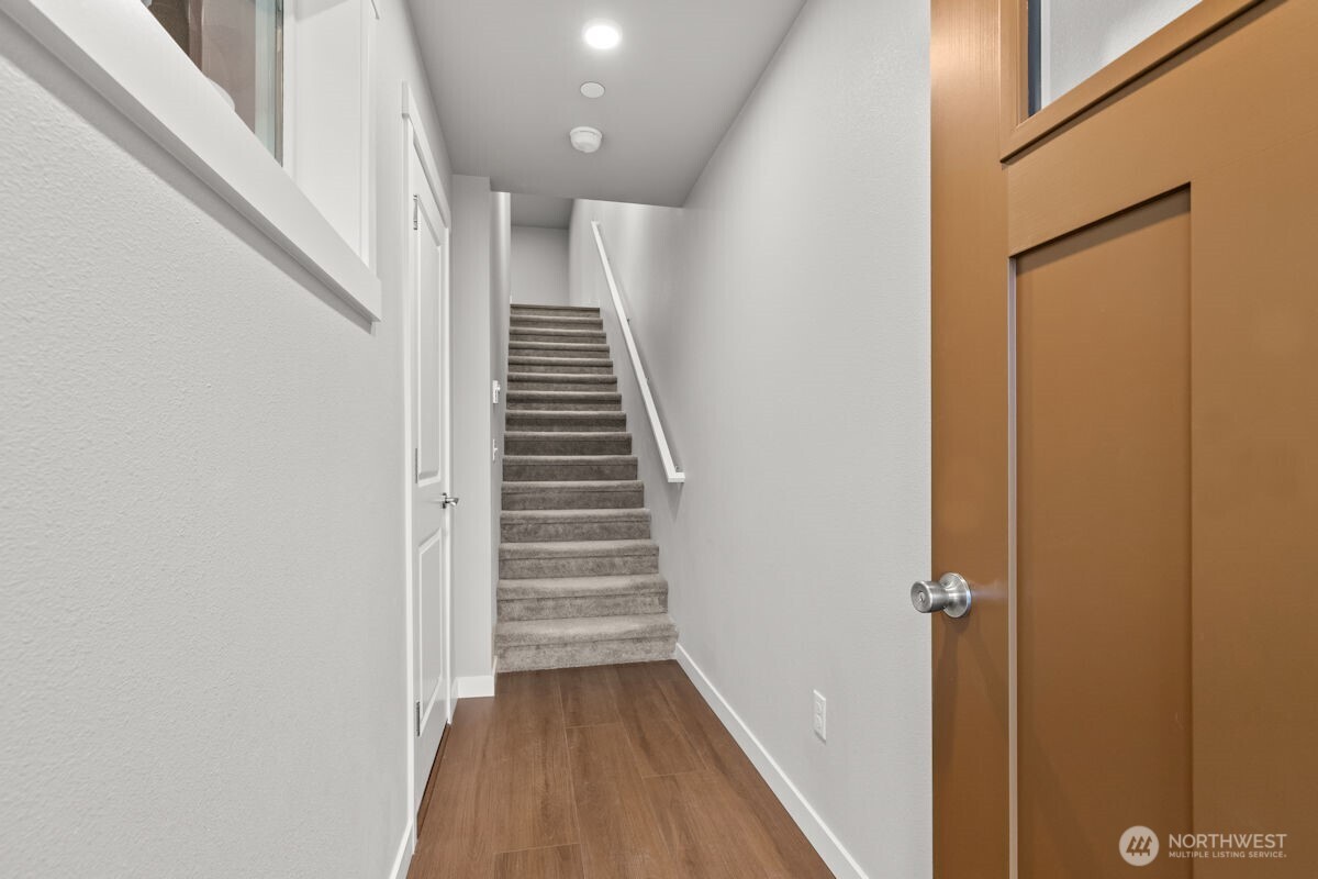 16823 Alder Way Unit: J5