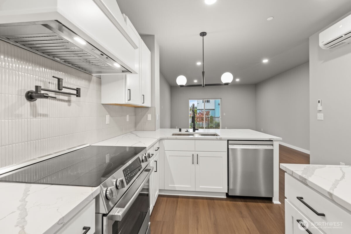 16823 Alder Way Unit: J5