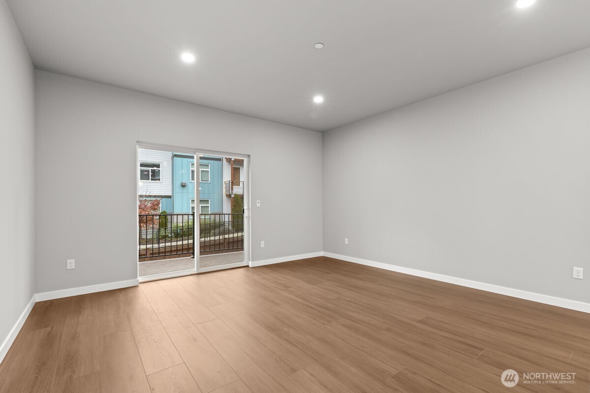 16823 Alder Way Unit: J5