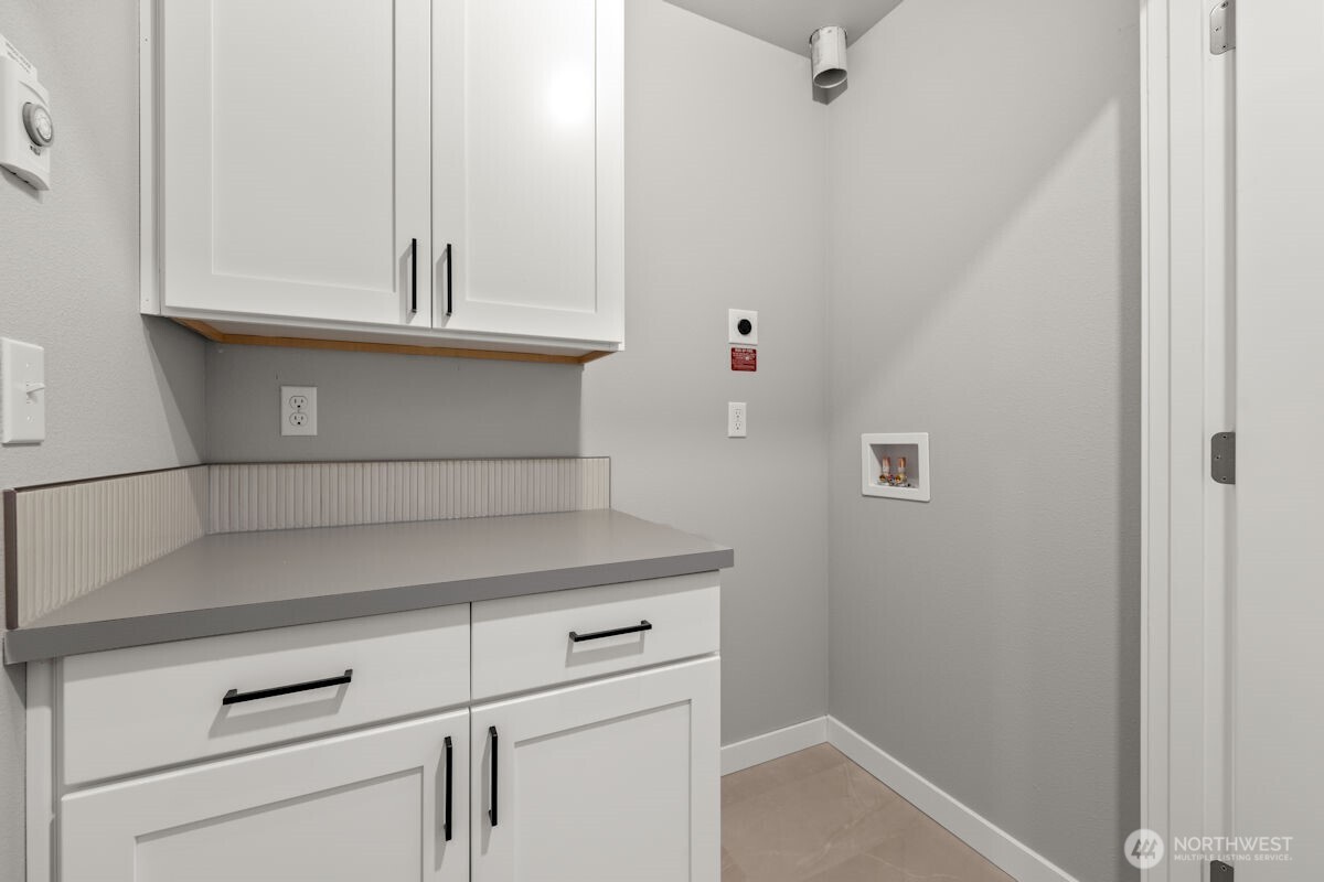 16823 Alder Way Unit: J5