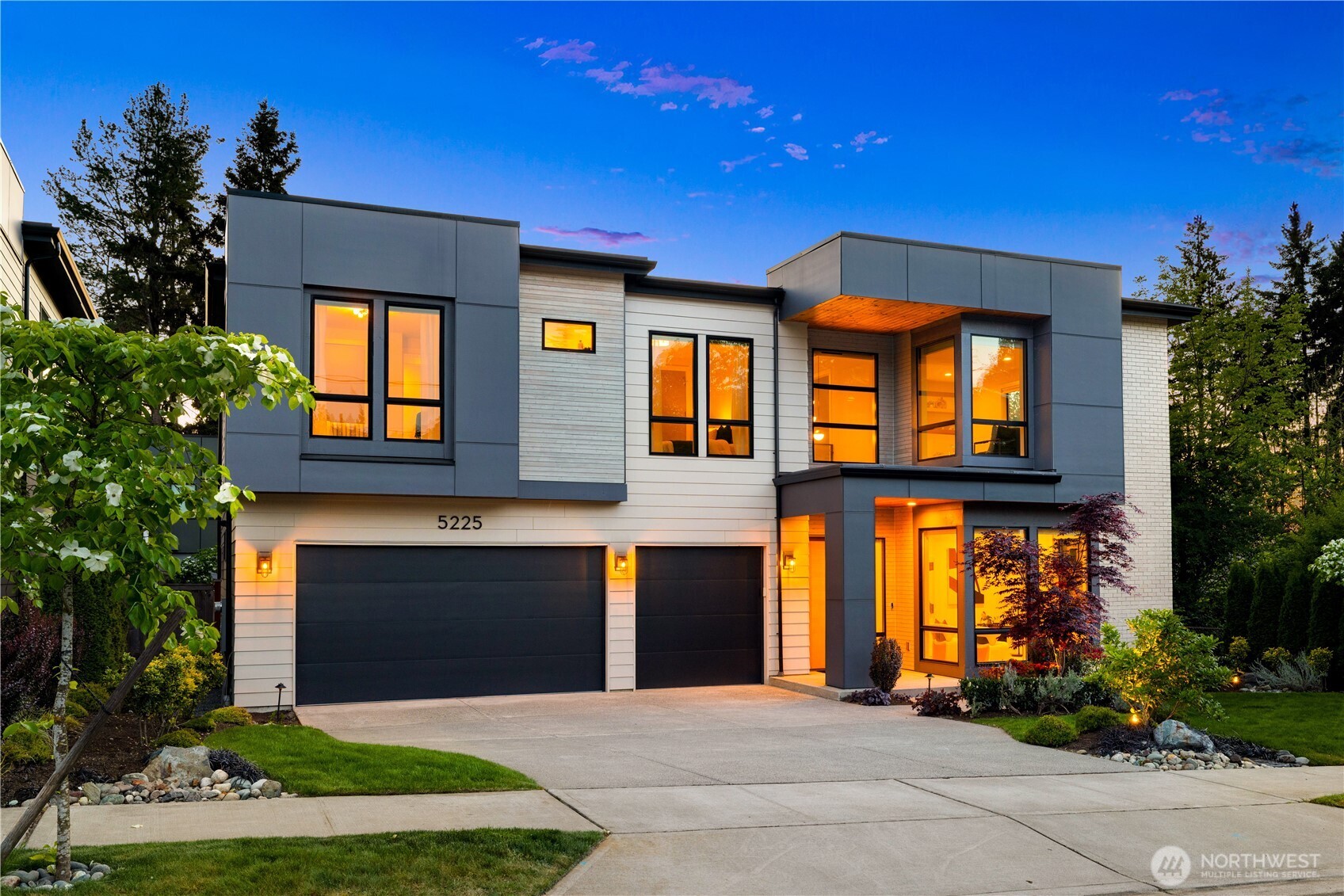 5225 114th Ave NE