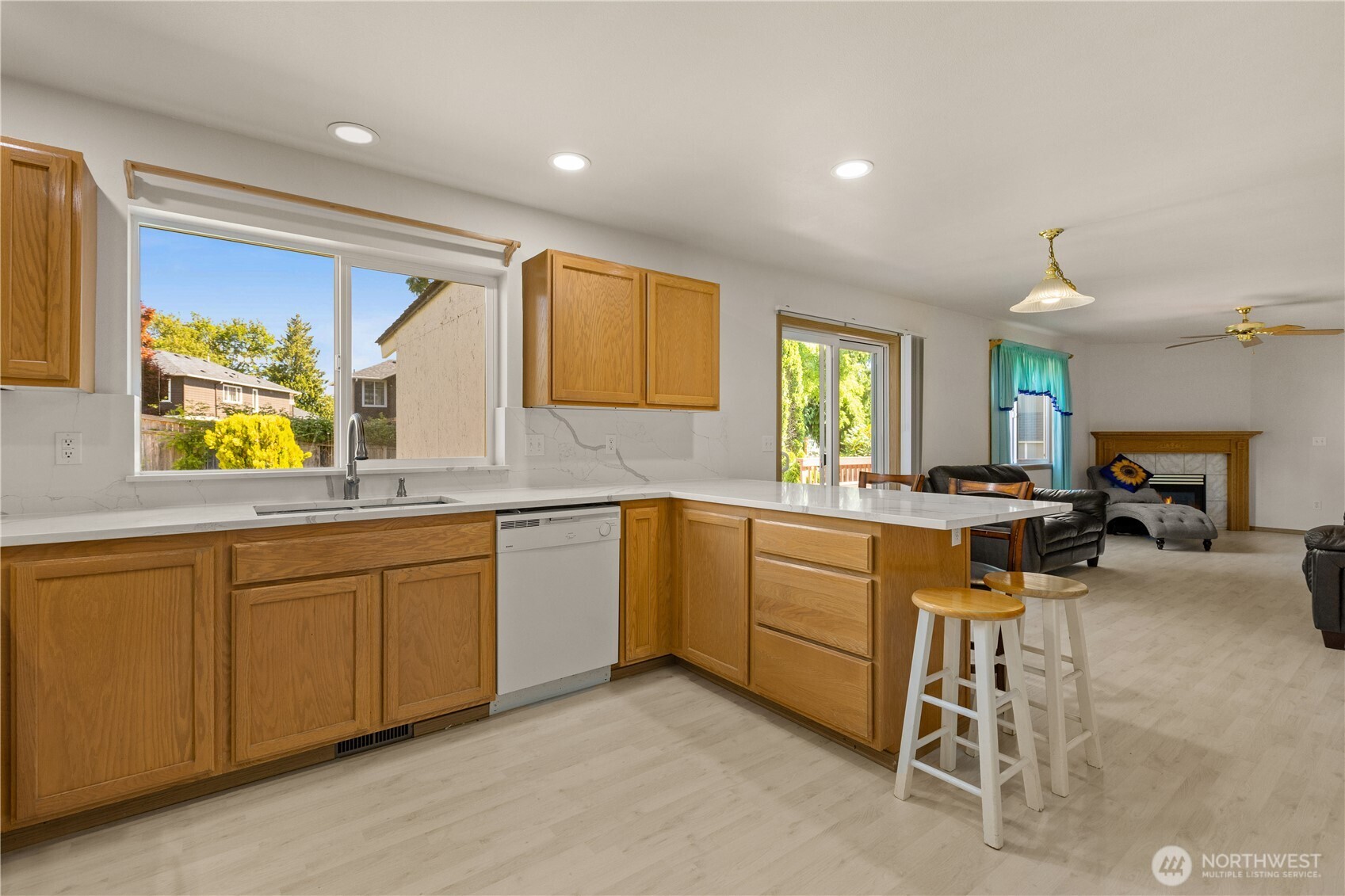 1235 29th Avenue Ct SW