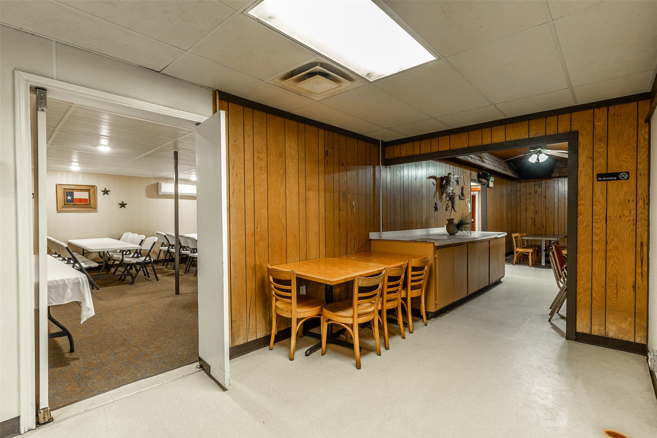 212 S Hickory Street