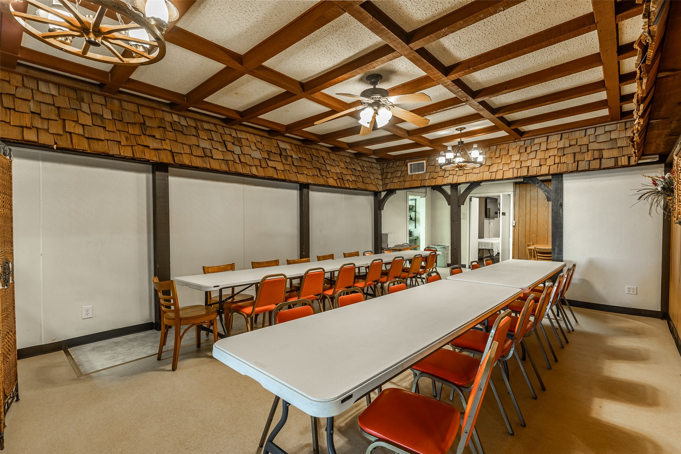 212 S Hickory Street