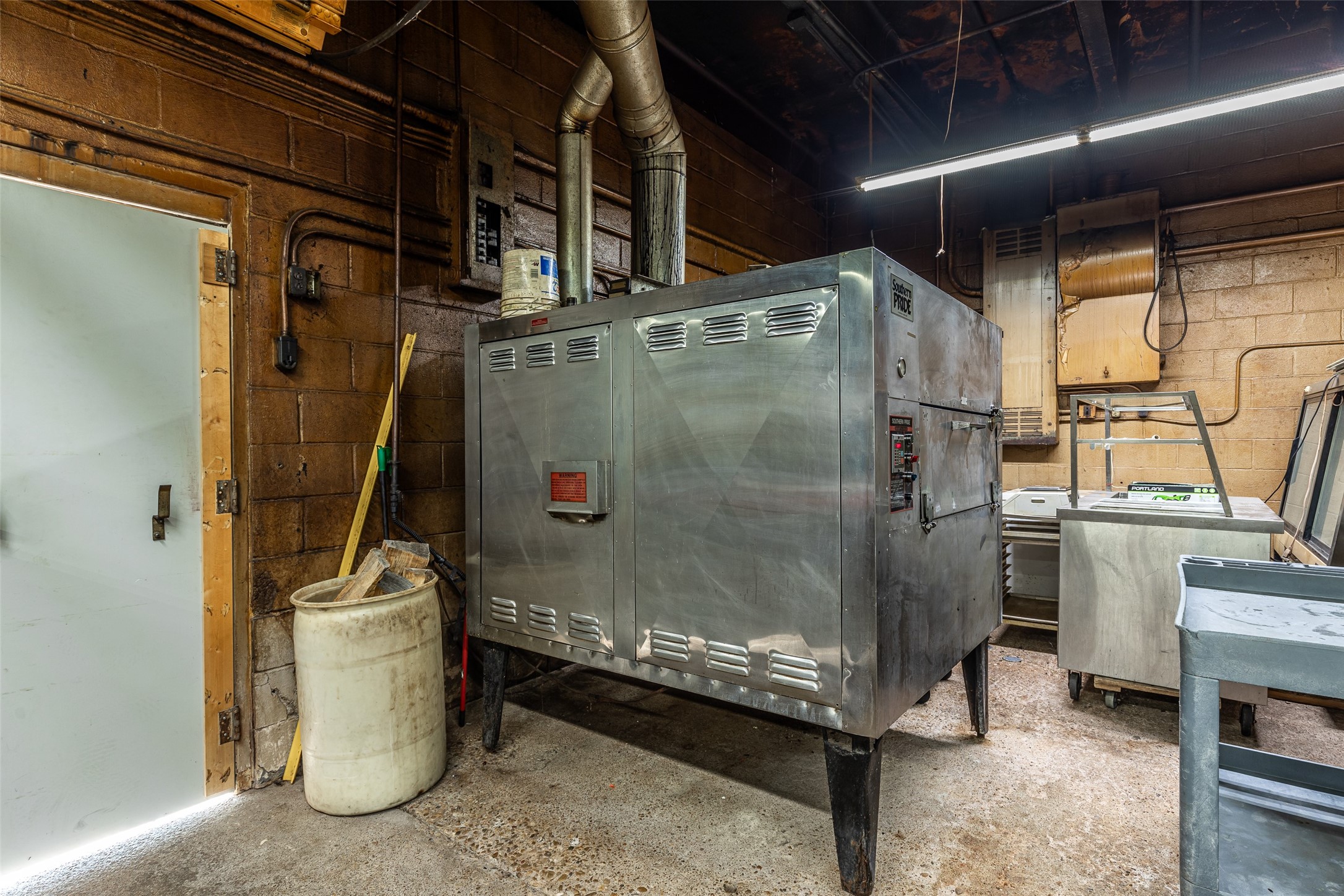 212 S Hickory Street