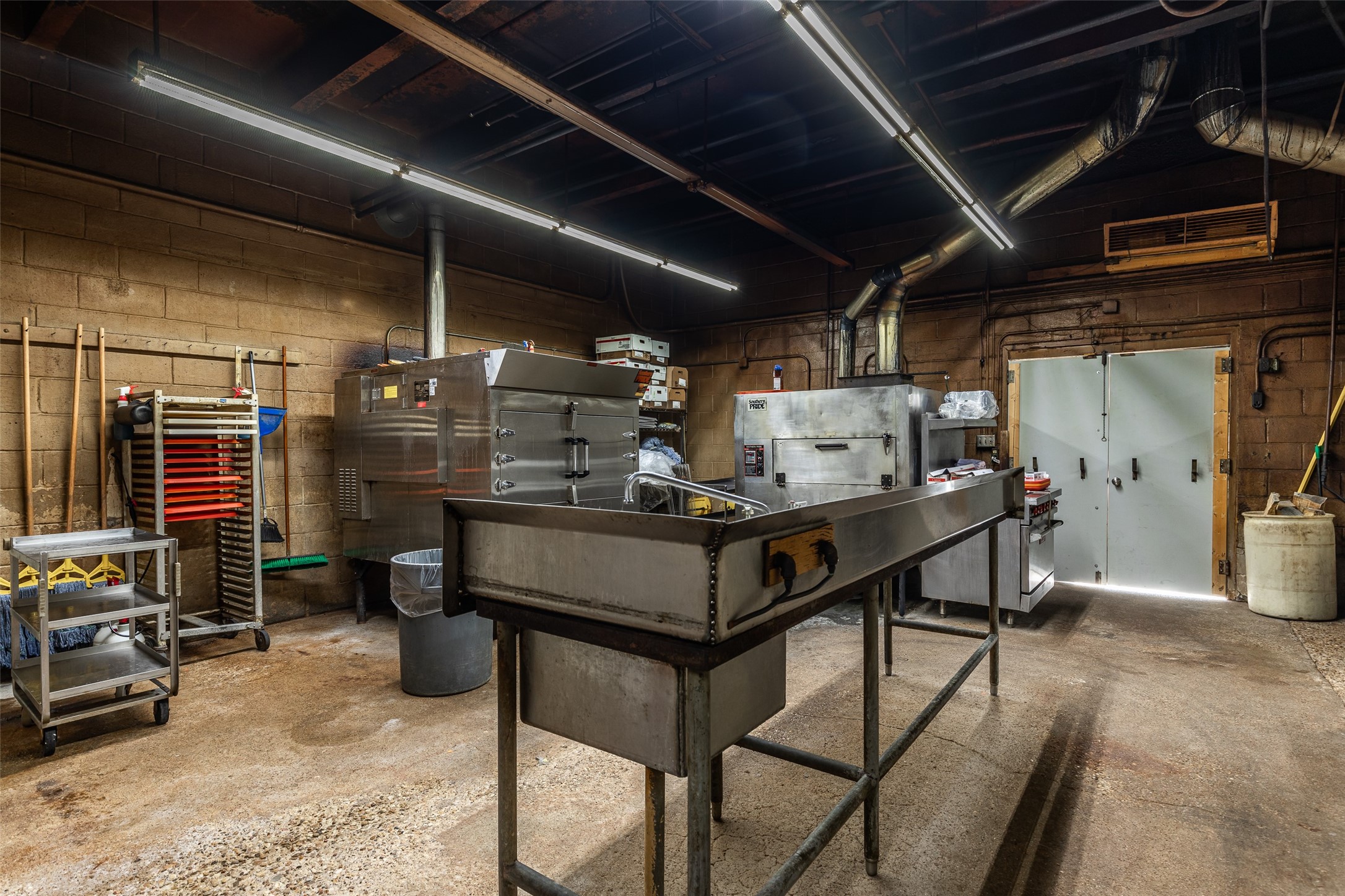 212 S Hickory Street