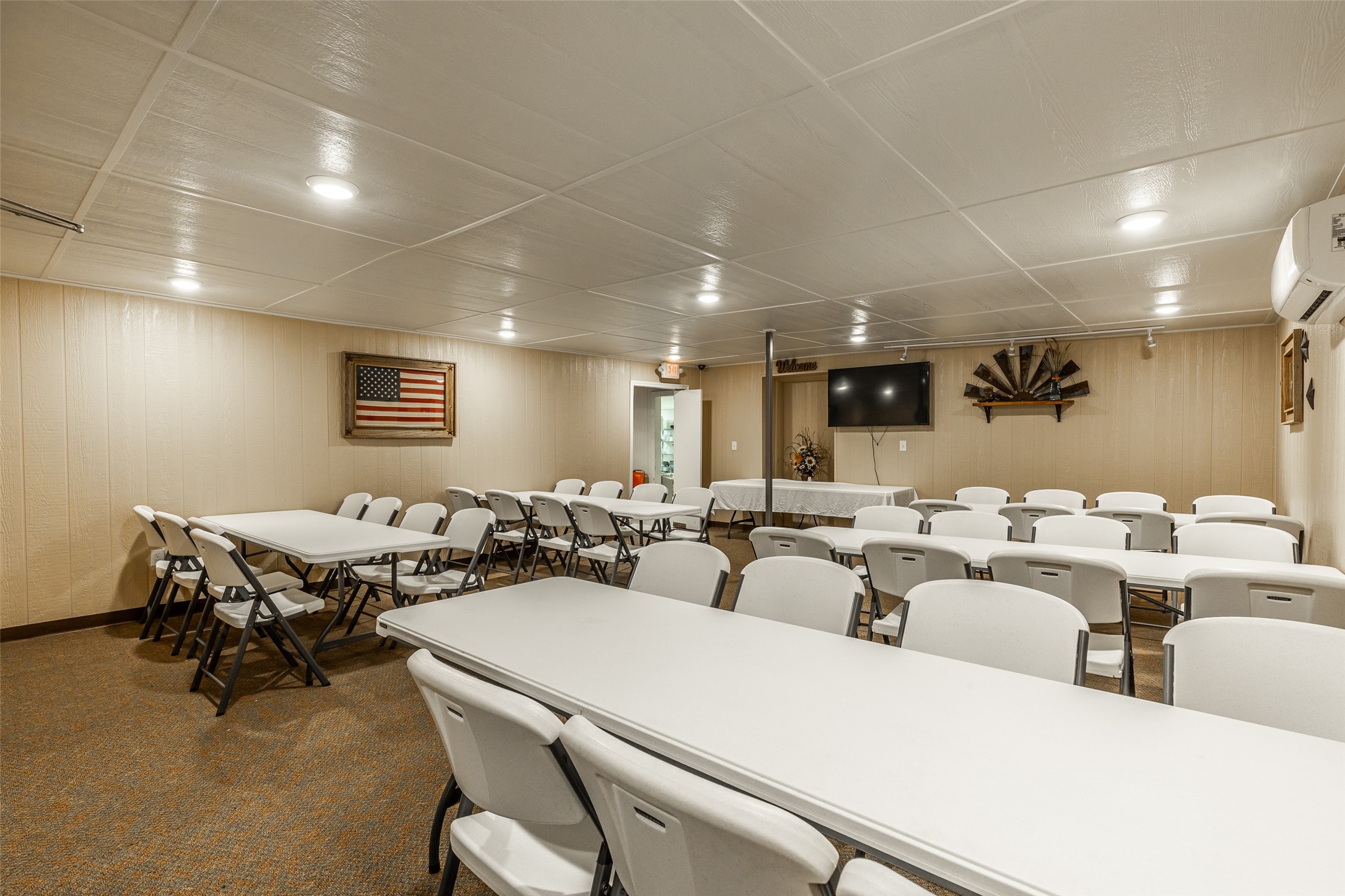 212 S Hickory Street