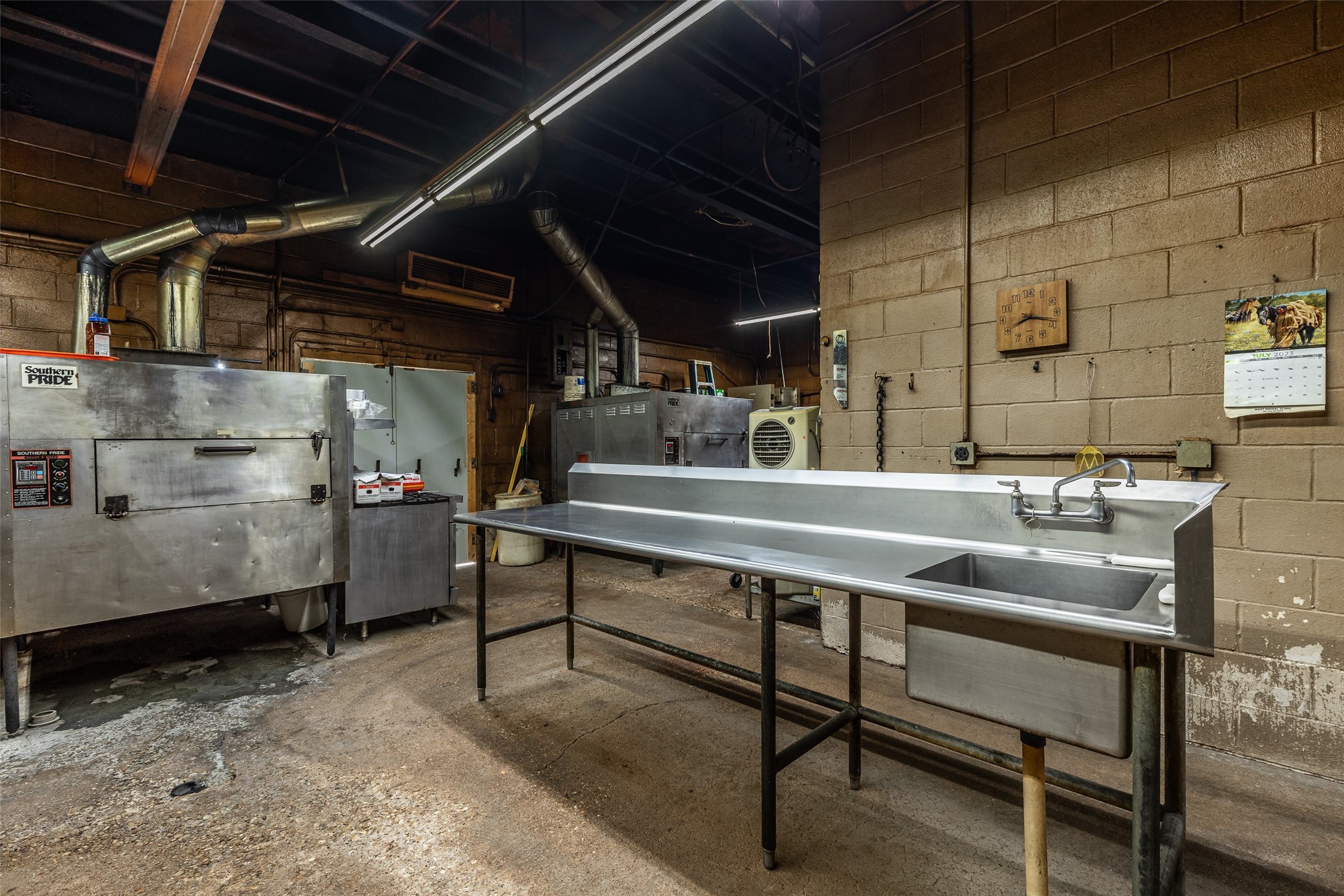 212 S Hickory Street