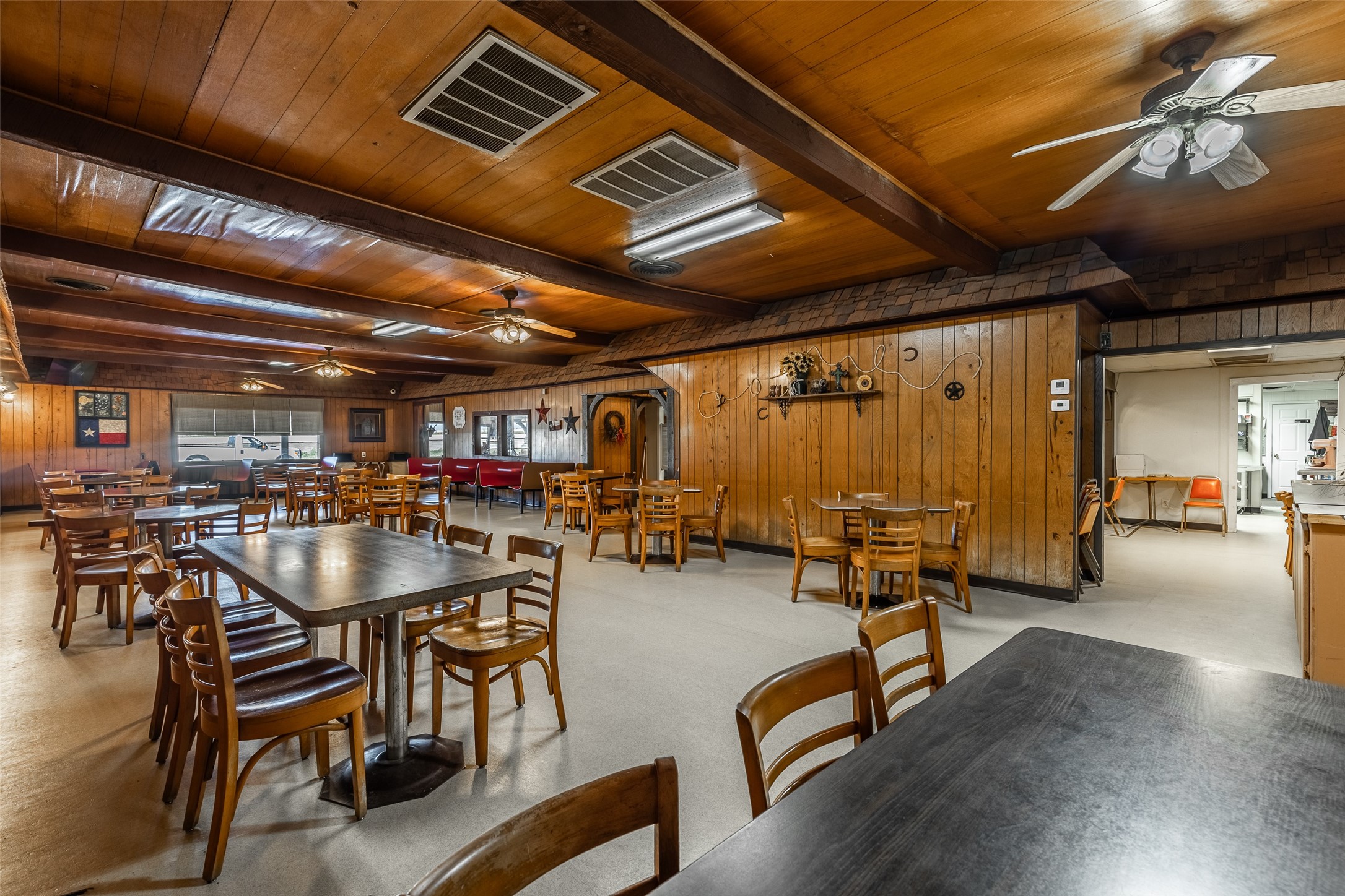 212 S Hickory Street