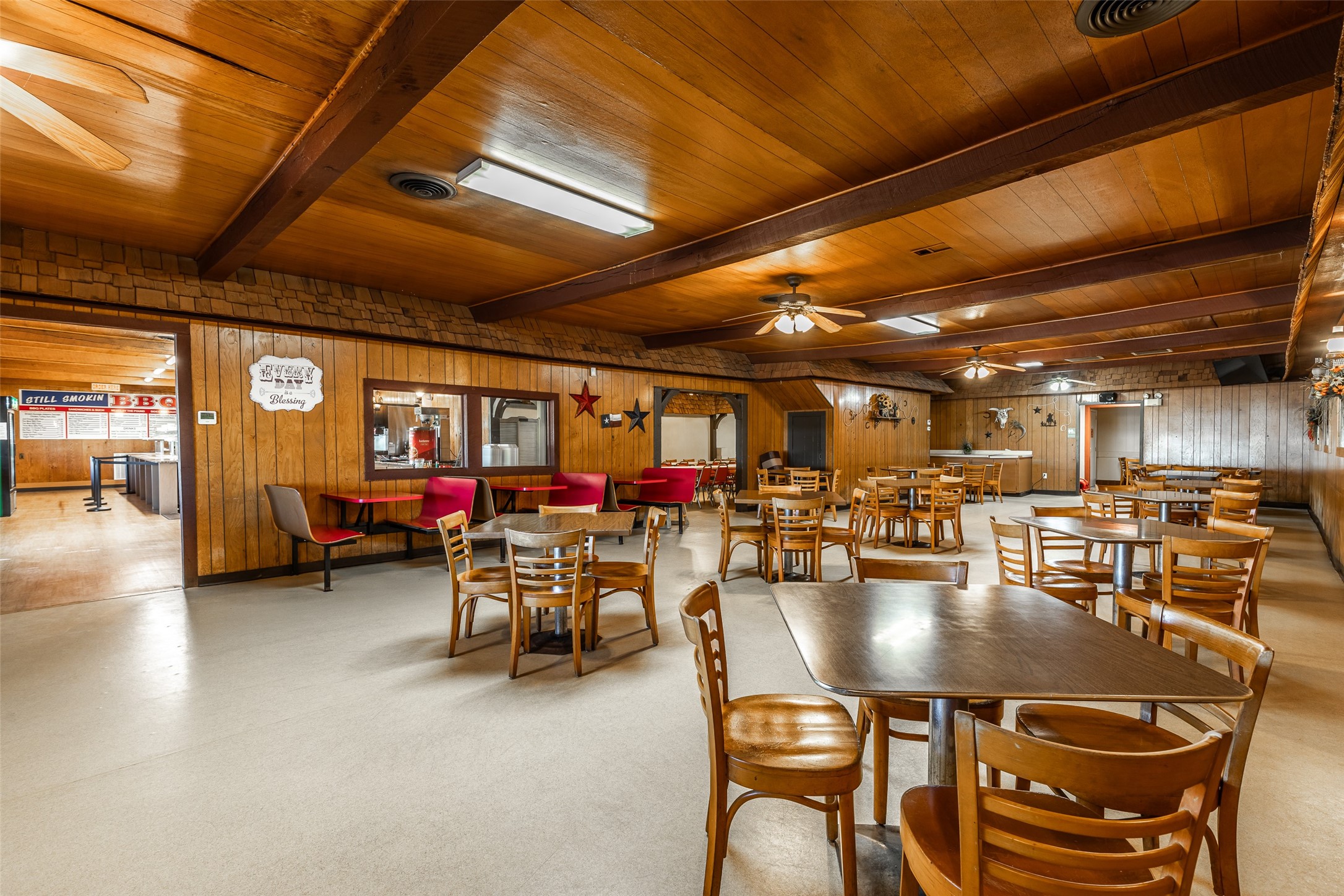 212 S Hickory Street