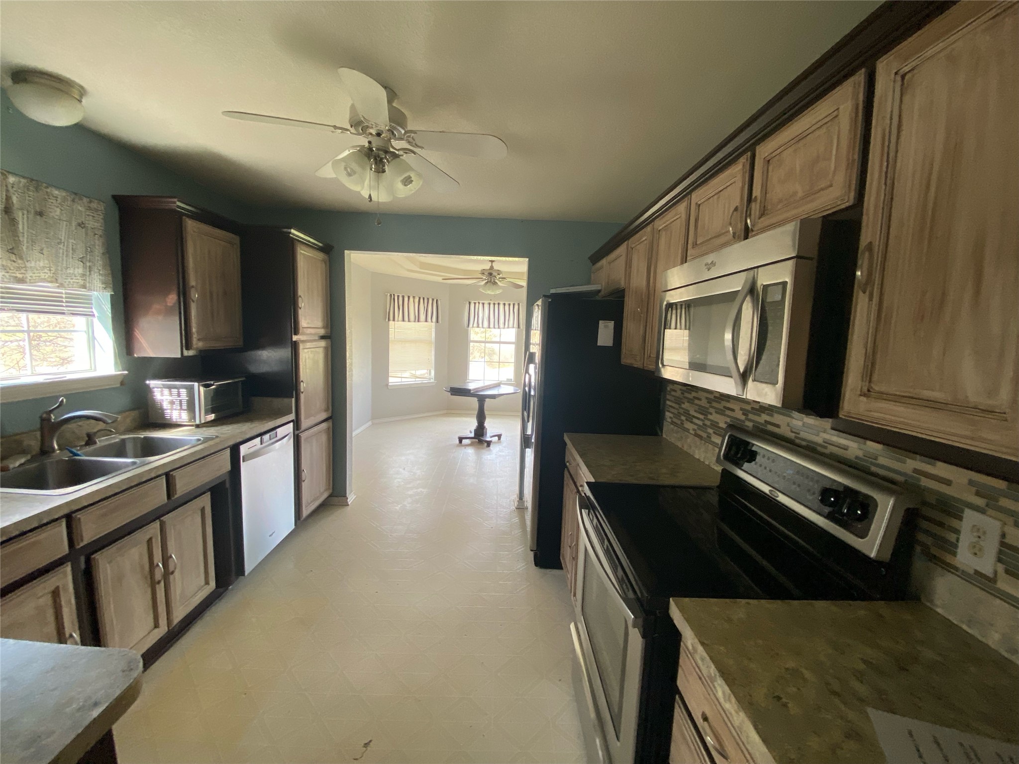 8001 Harvest Drive
