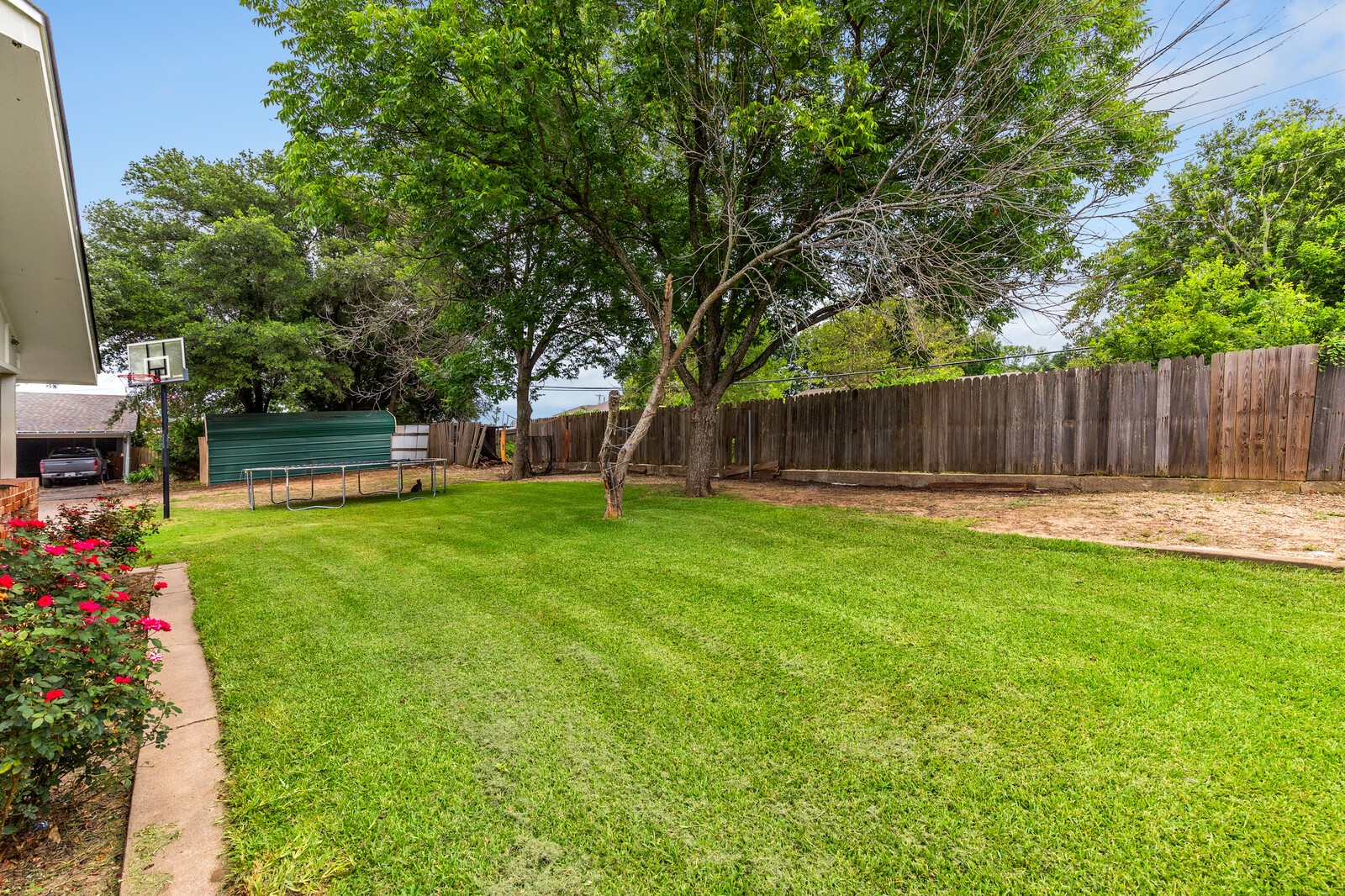 1302 E Franklin Street