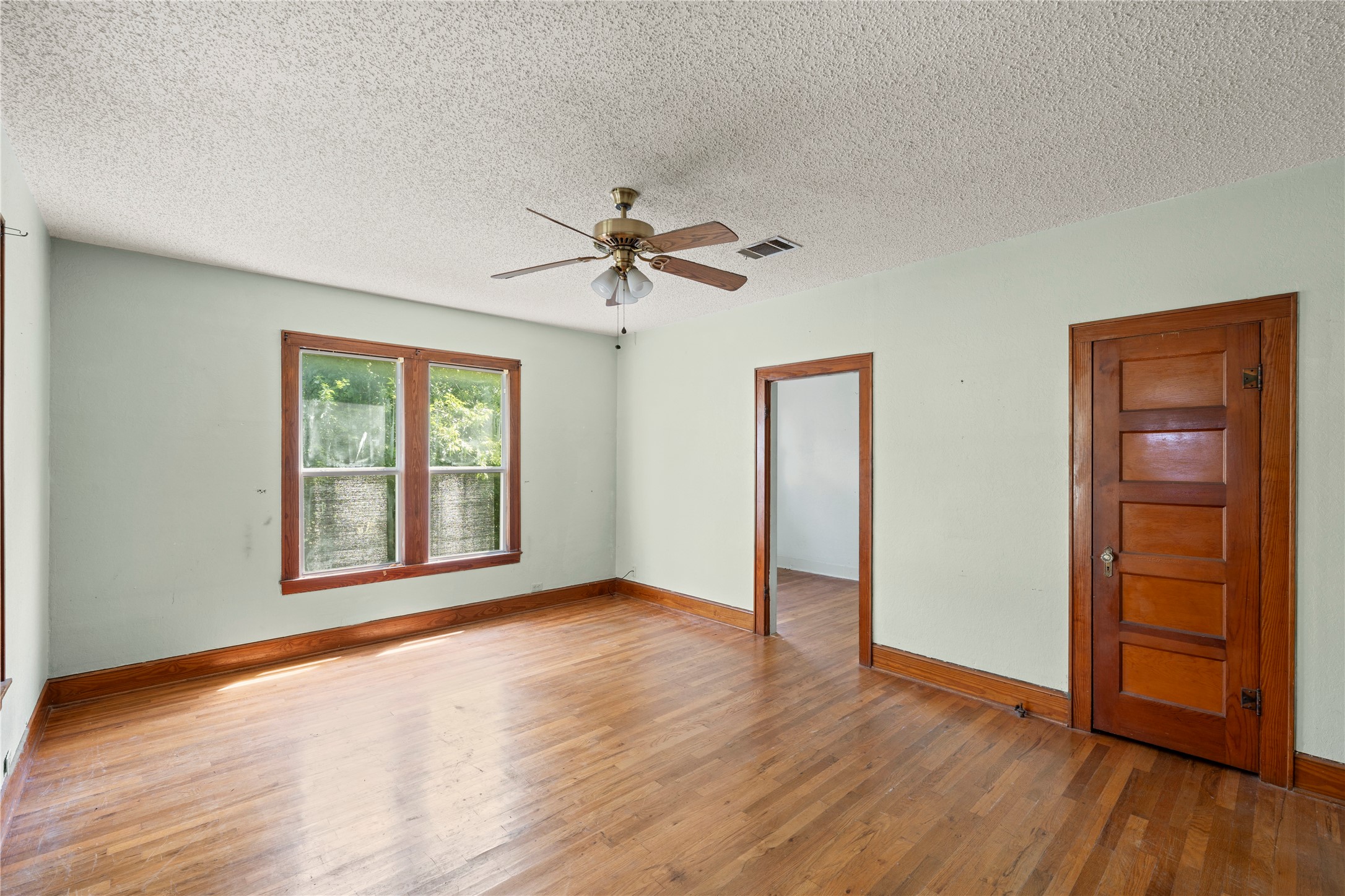 1110 S Harrison Street