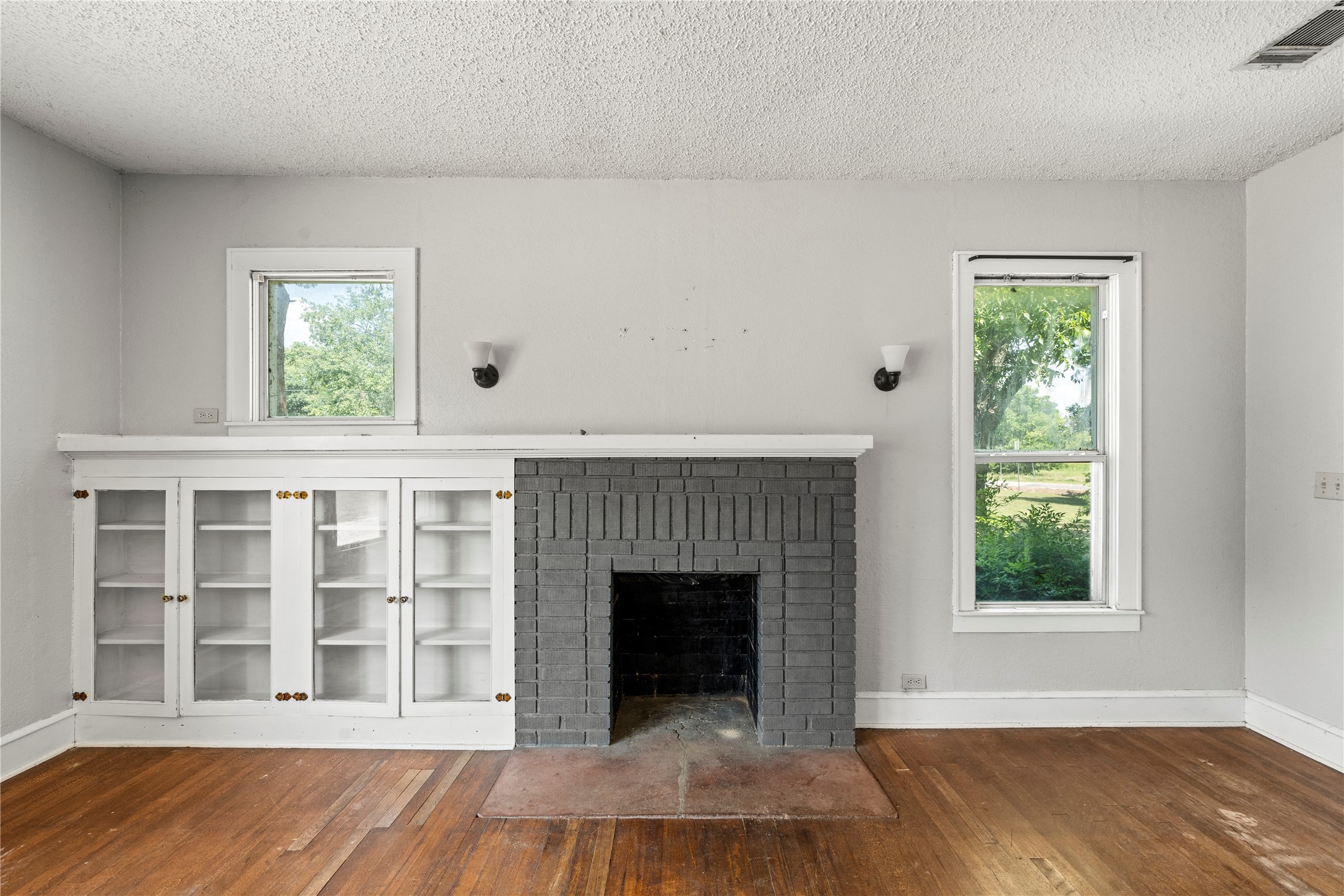 1110 S Harrison Street