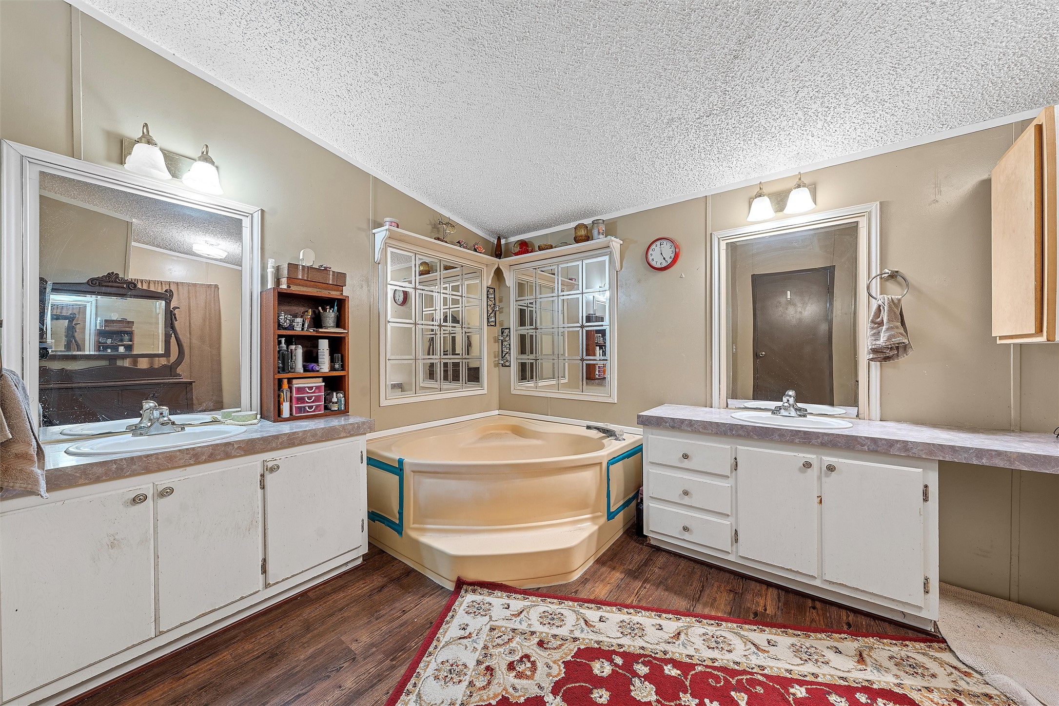 221 Private Road 342