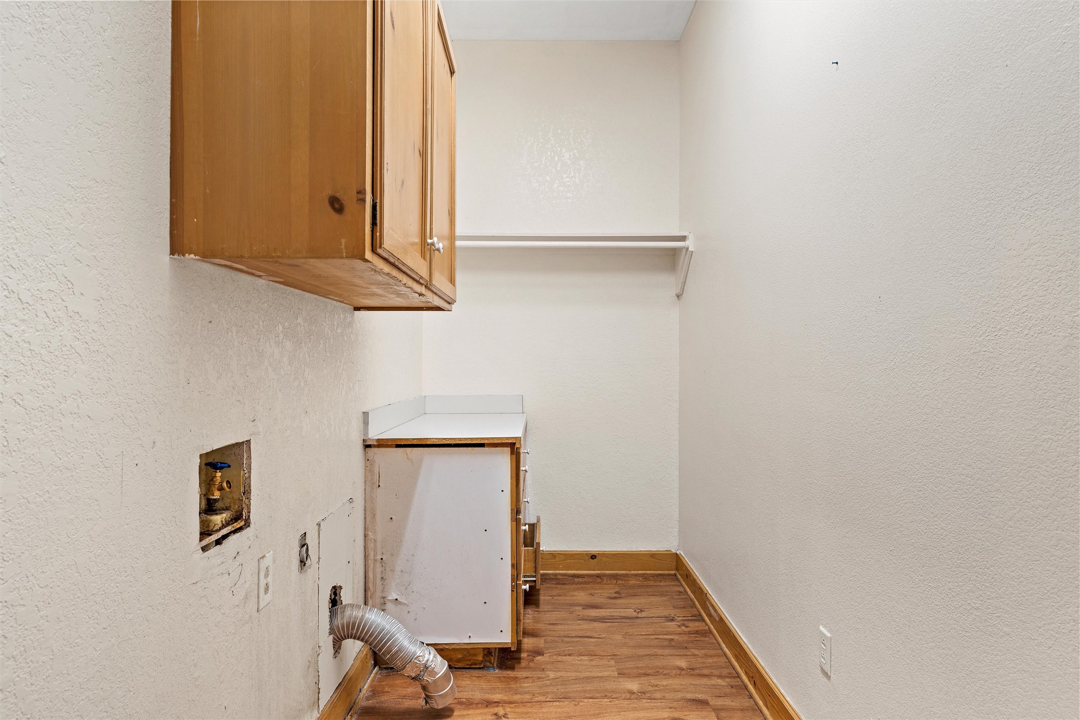 145 County Road 1816