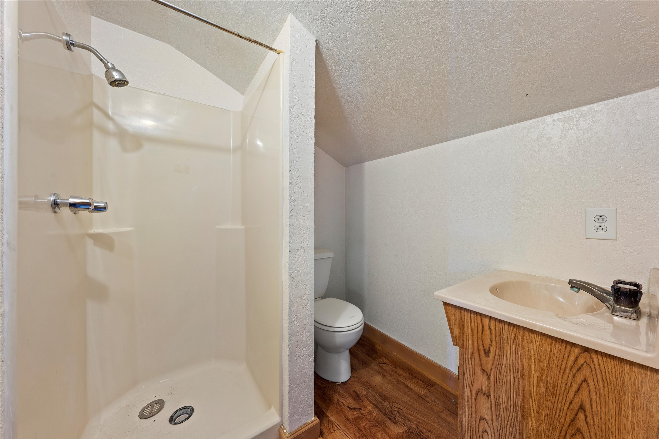 145 County Road 1816