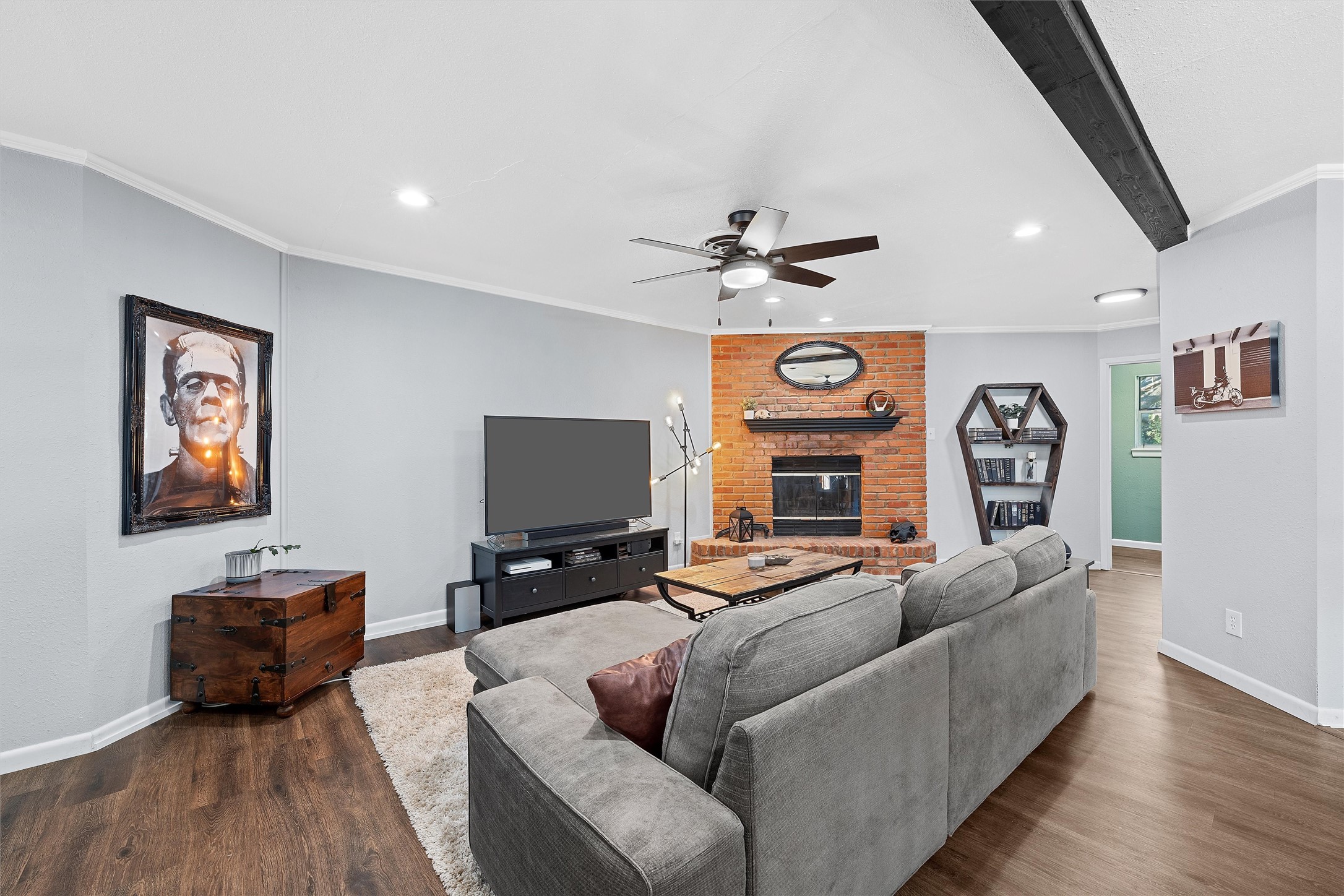 1027 Park Drive