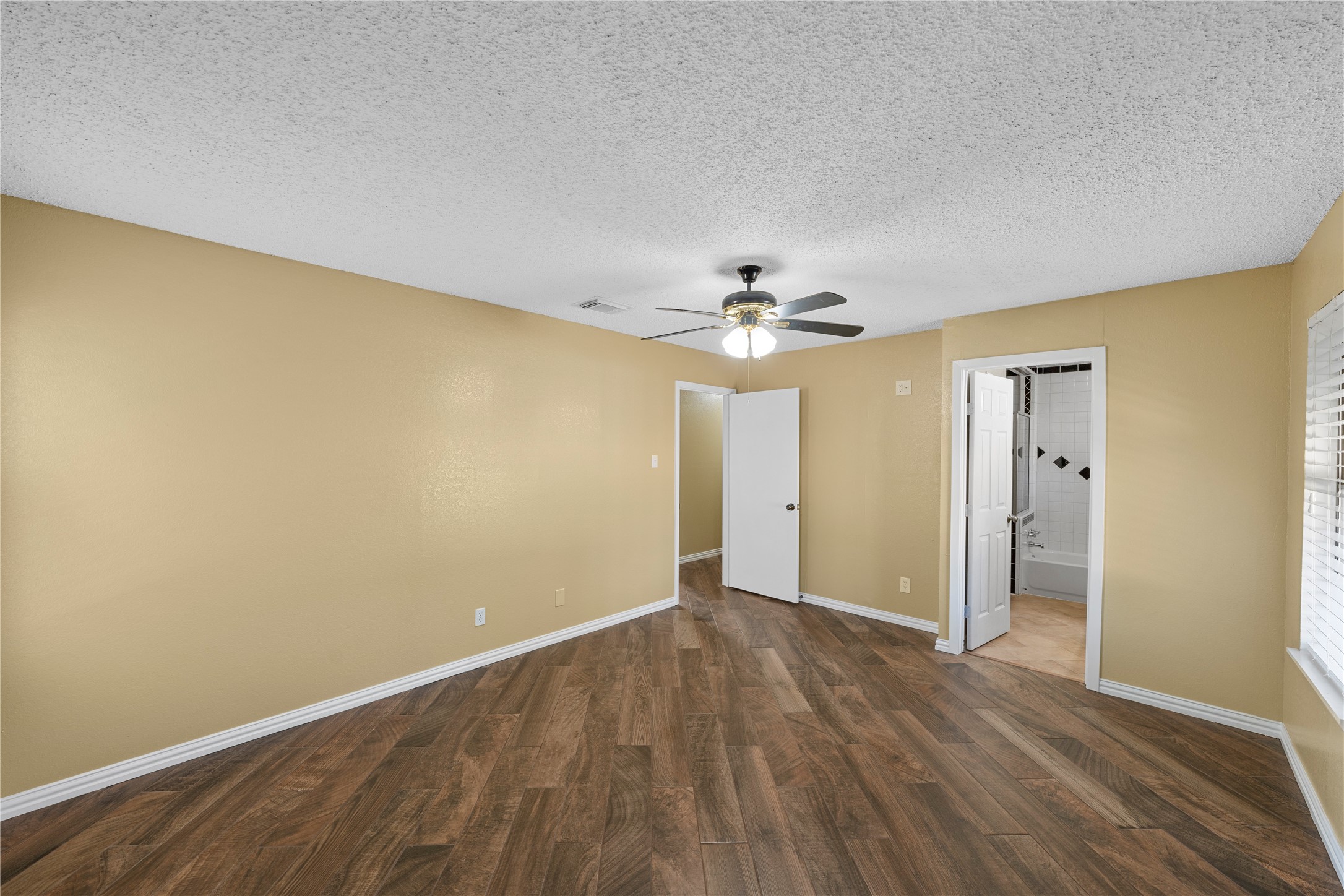 114 Fort Graham Circle