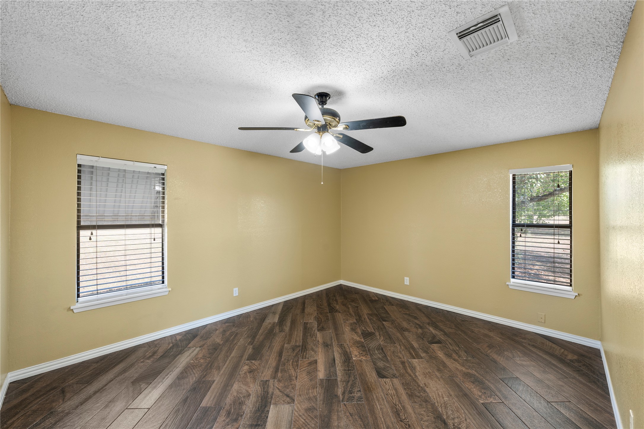 114 Fort Graham Circle