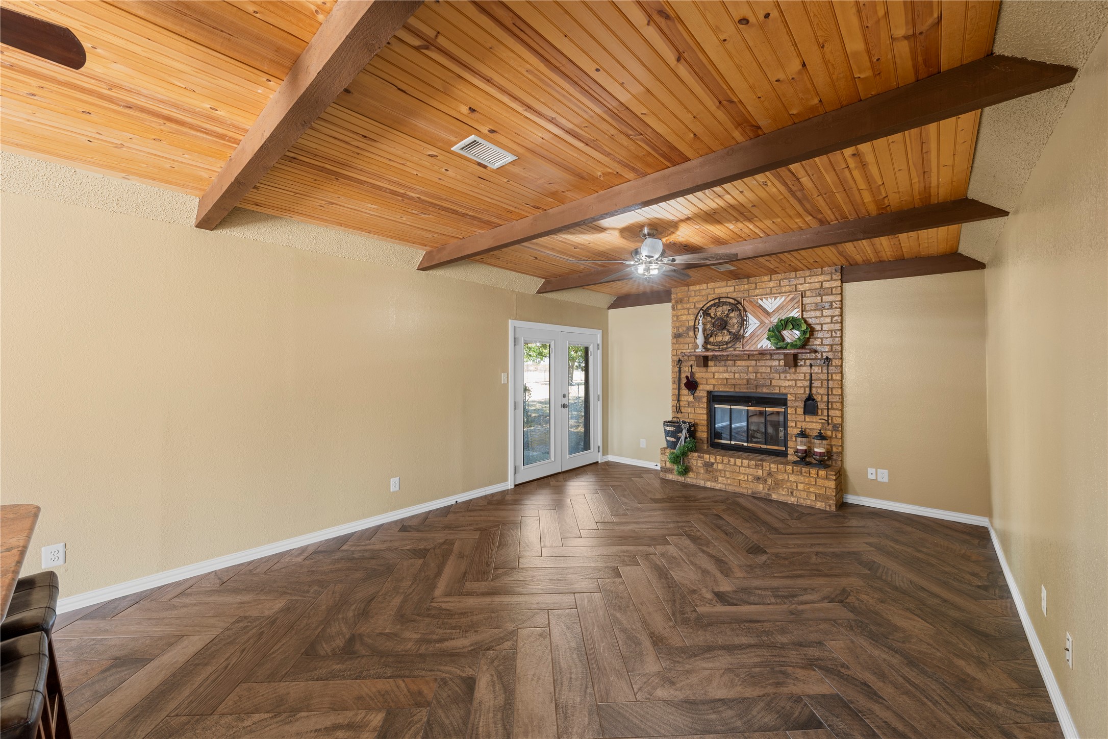 114 Fort Graham Circle