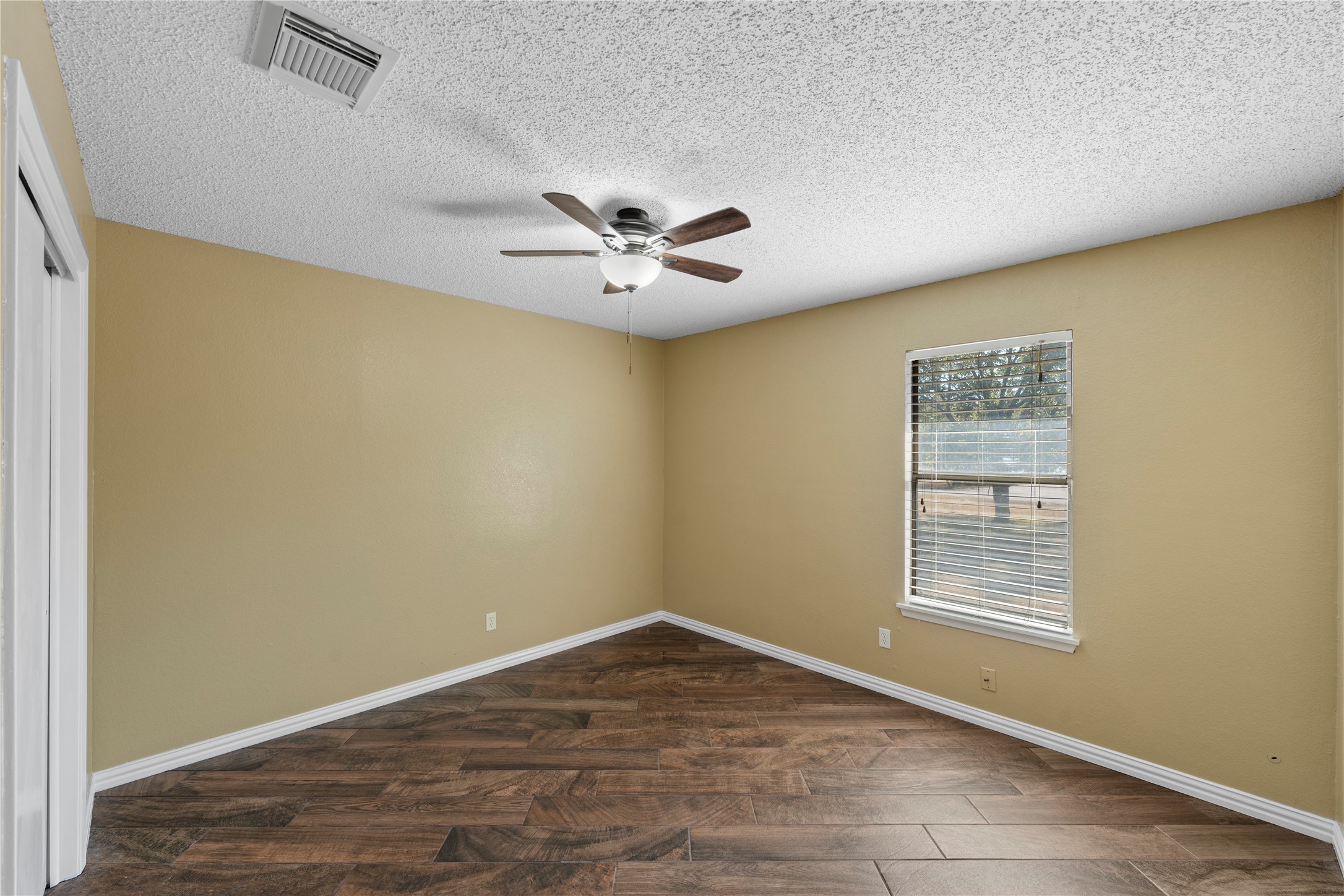 114 Fort Graham Circle