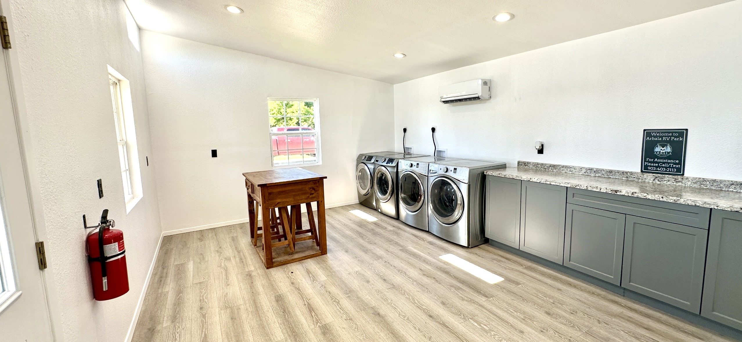 3715 Farm Road 1567 W