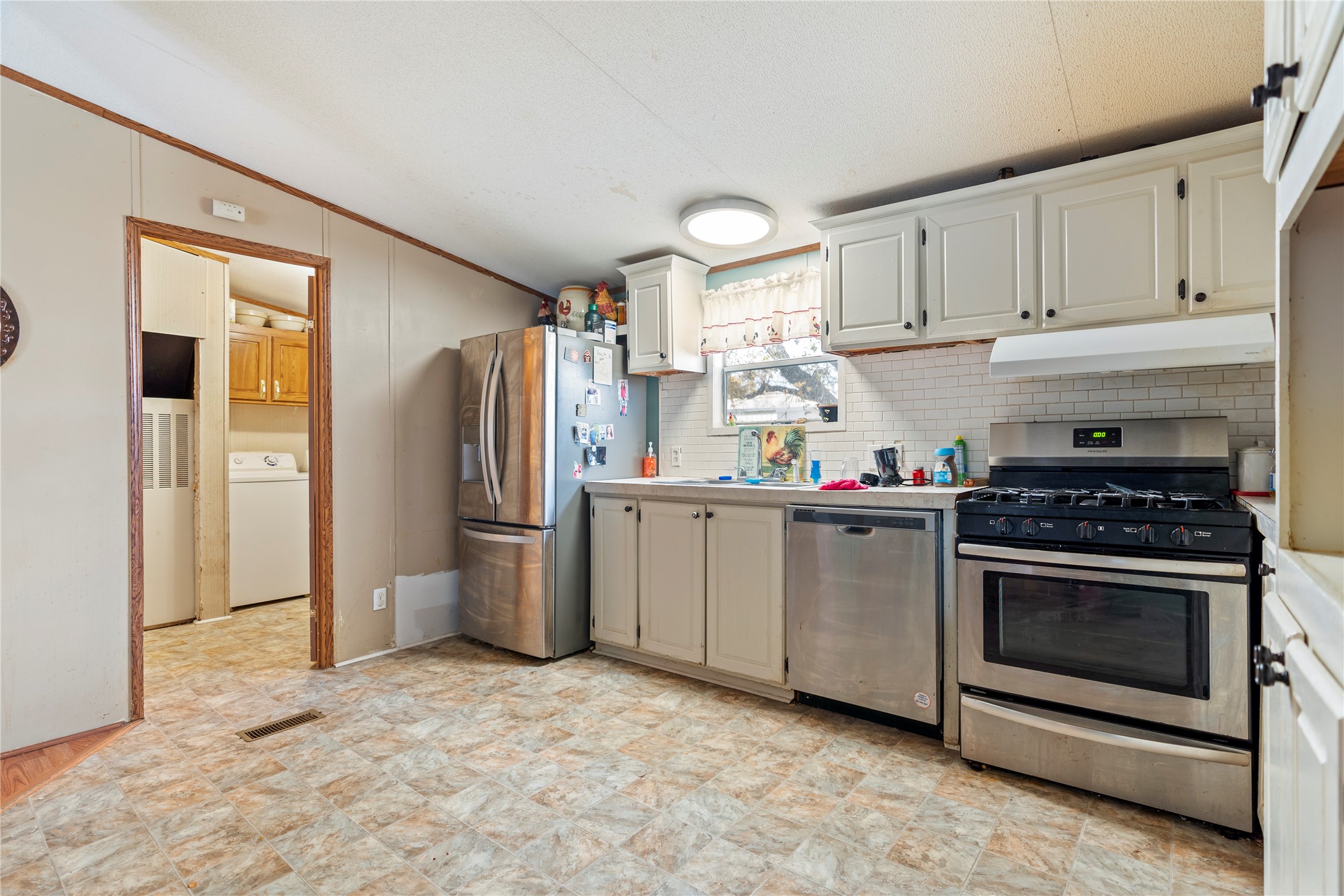 107 N College Street