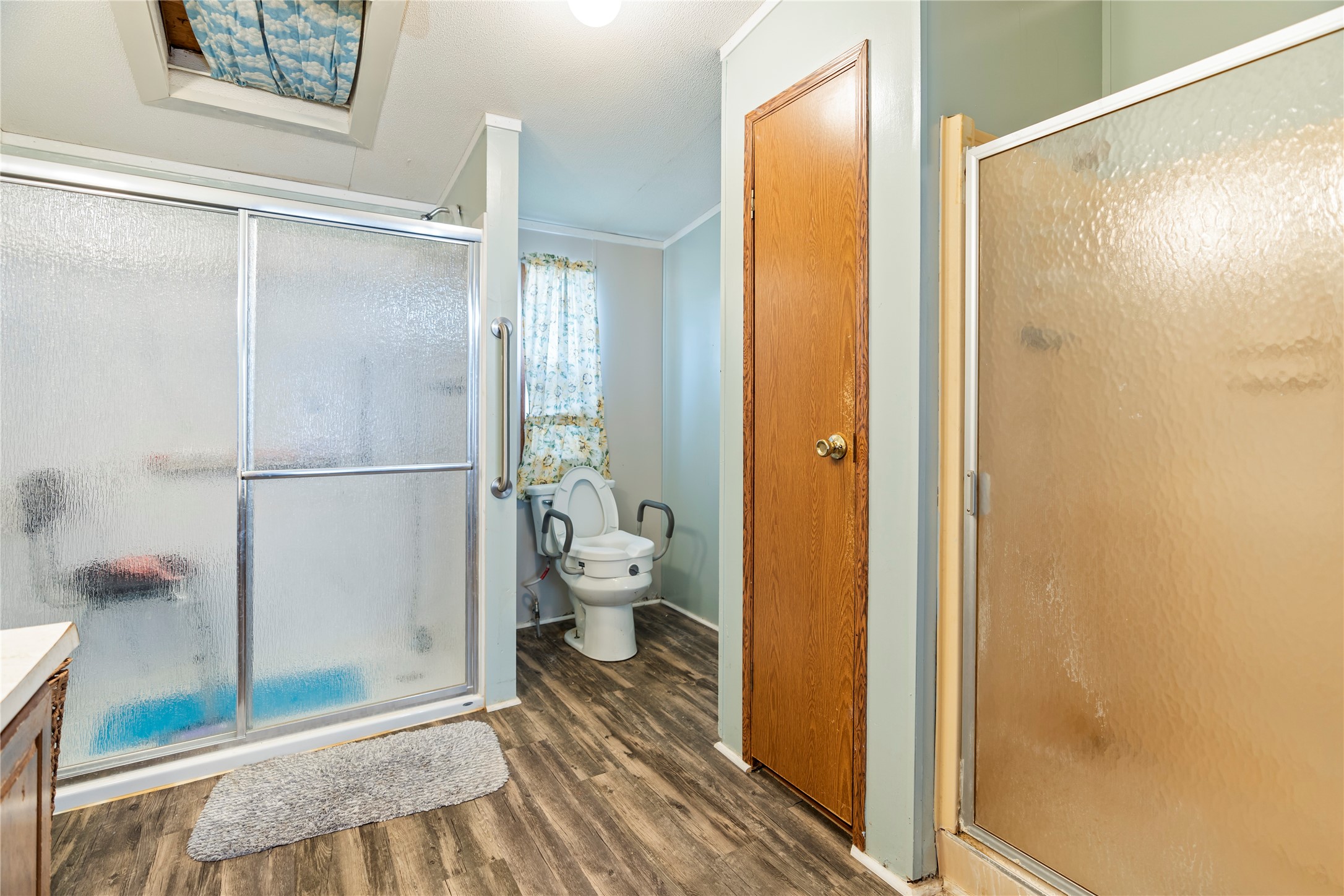 107 N College Street