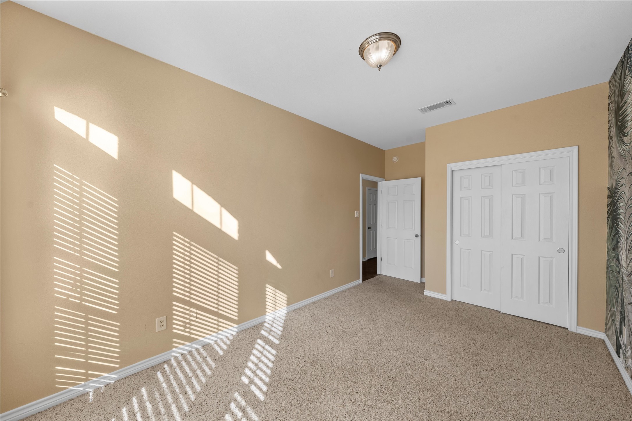 11212 Inverness Road