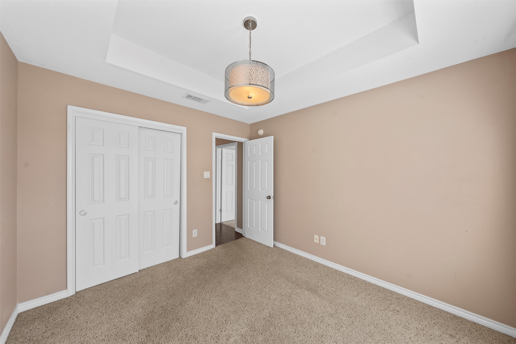 11212 Inverness Road