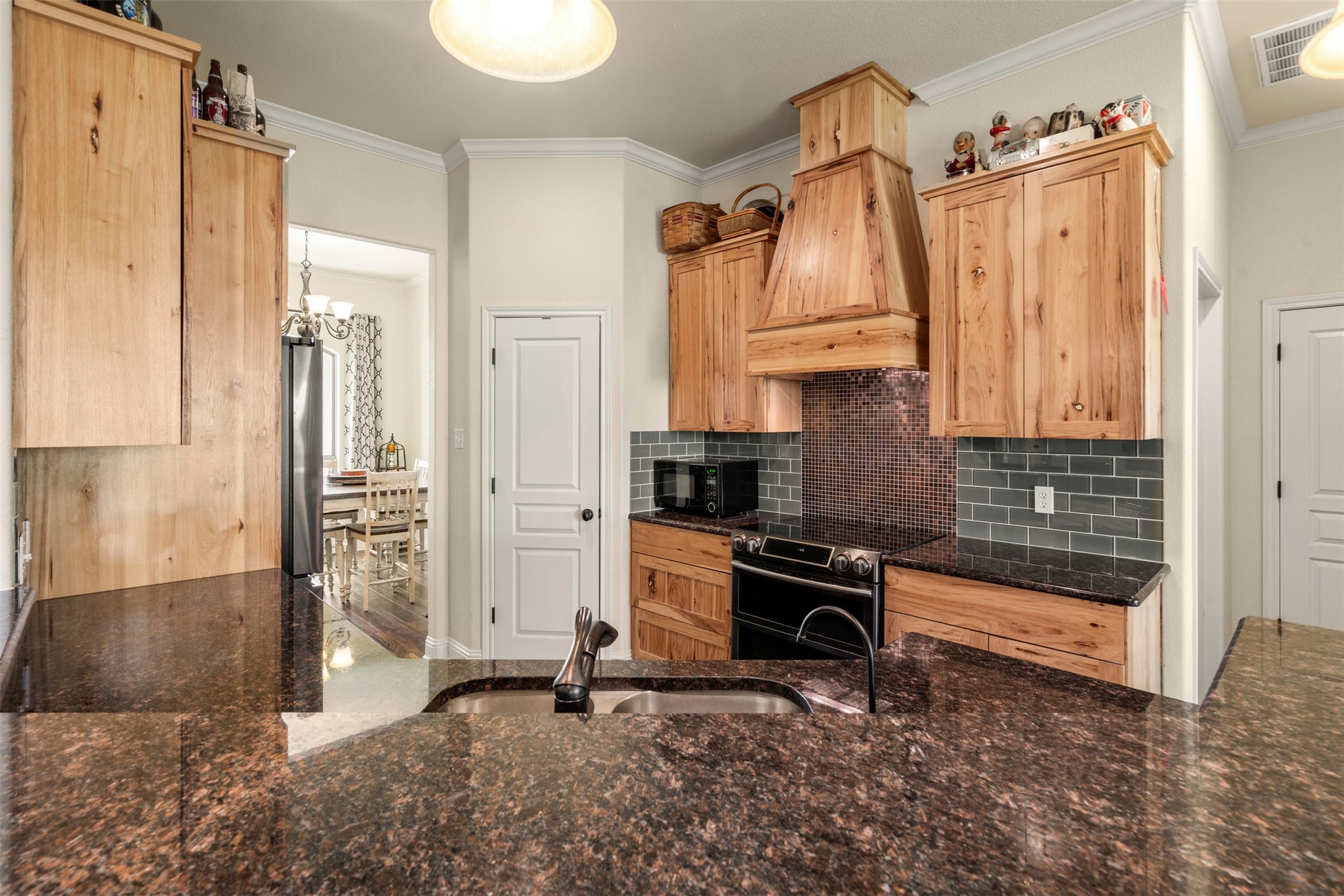 108 Cruise Town Drive