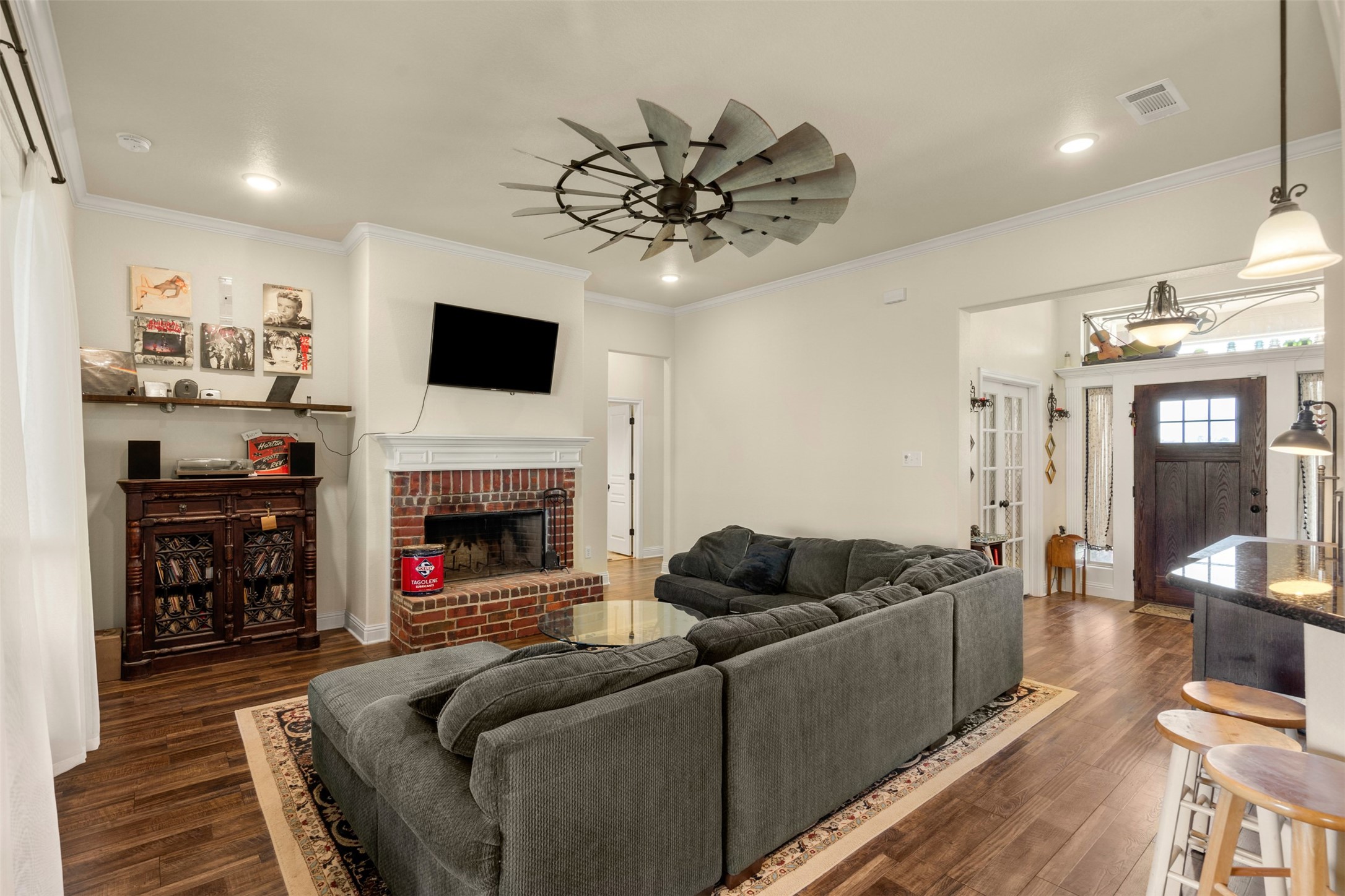 108 Cruise Town Drive