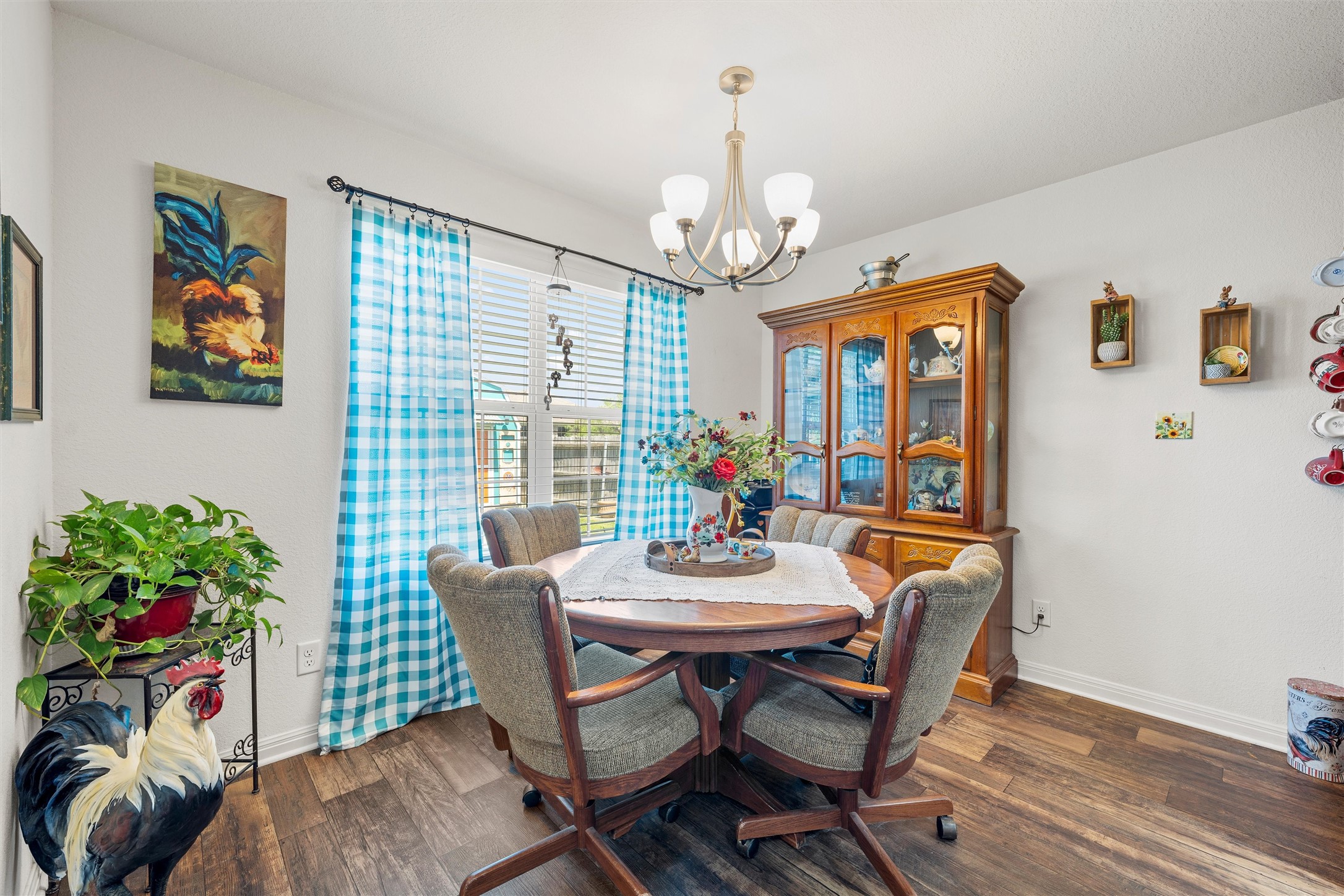 202 Hawk Ridge
