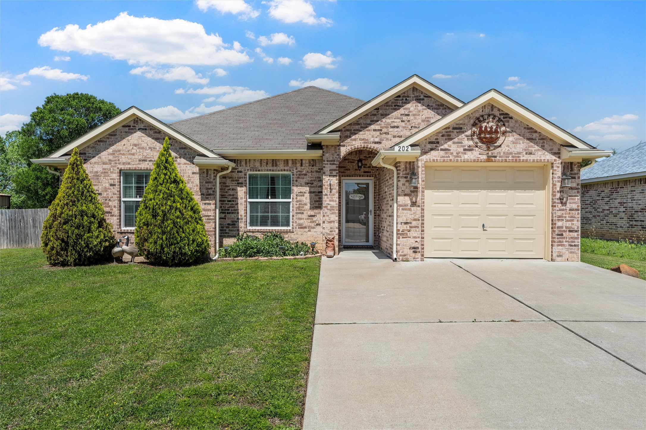 202 Hawk Ridge