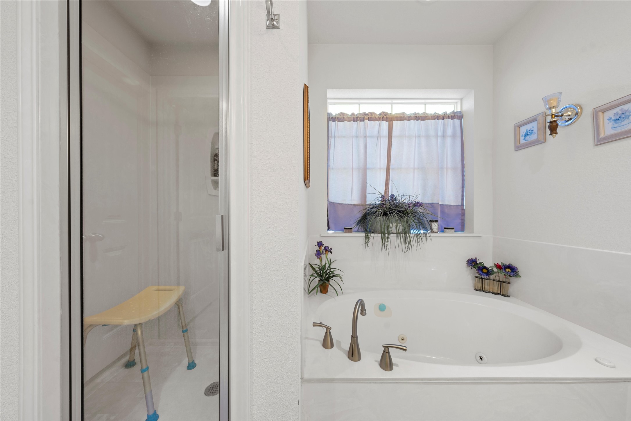 202 Hawk Ridge