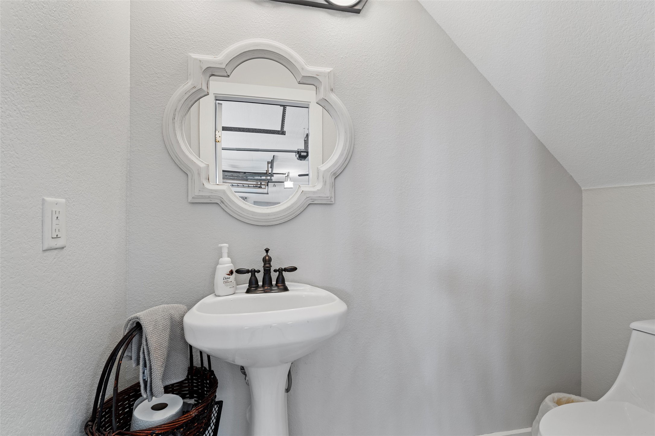 130 N Quail Run Drive