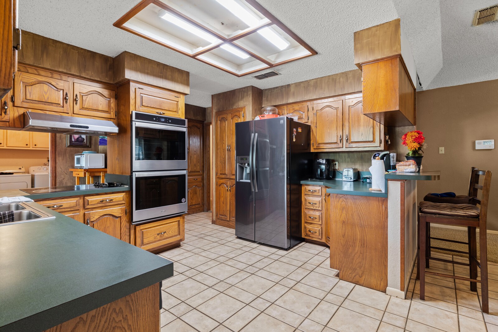 1502 Hinchliffe Road