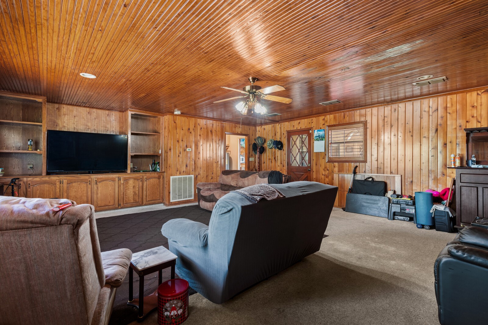 1502 Hinchliffe Road