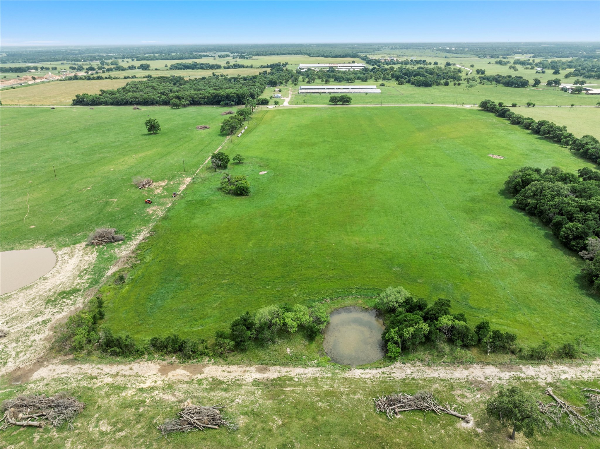 TBD TRACT 2 HCR 2203