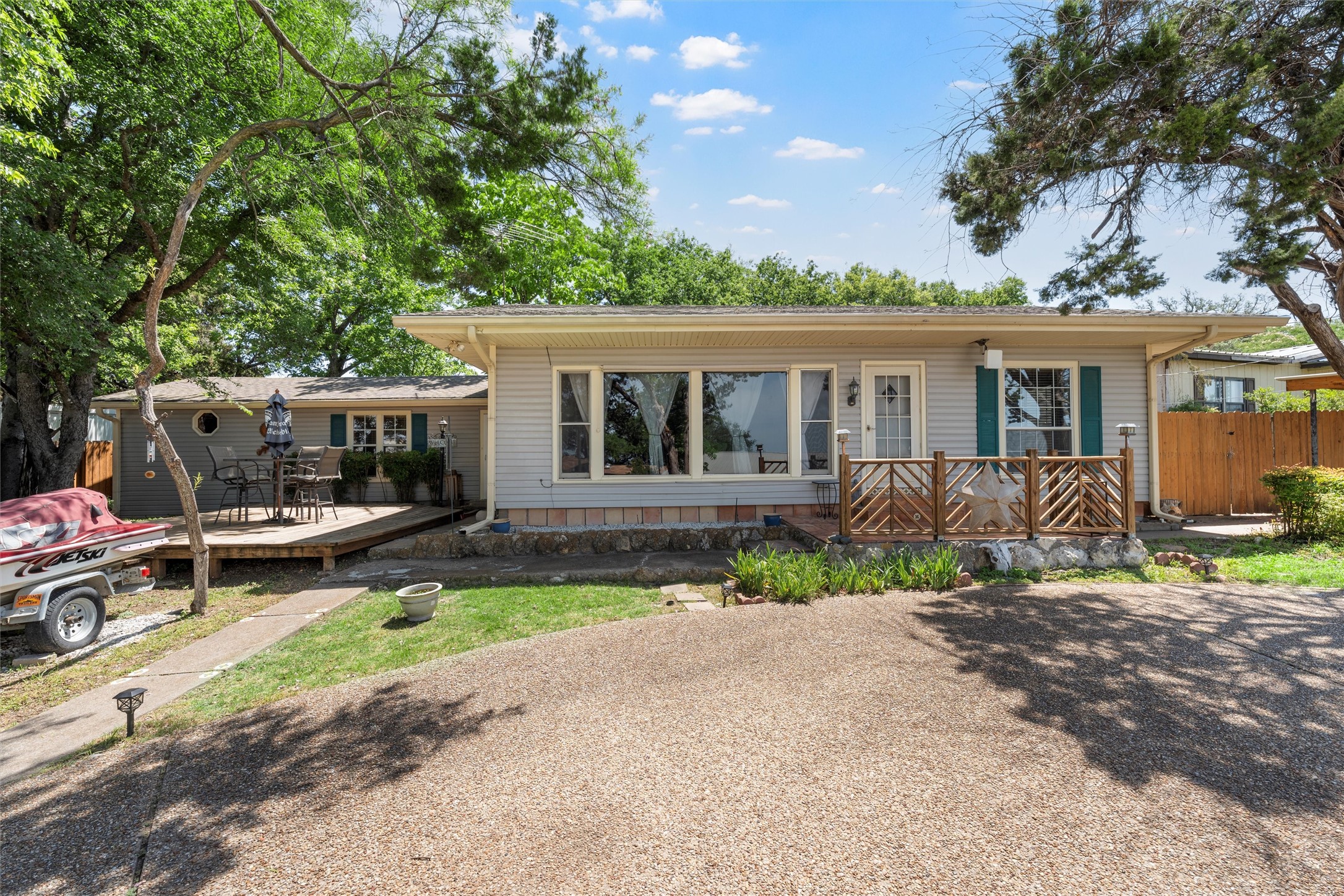 117 Linda Lee Loop