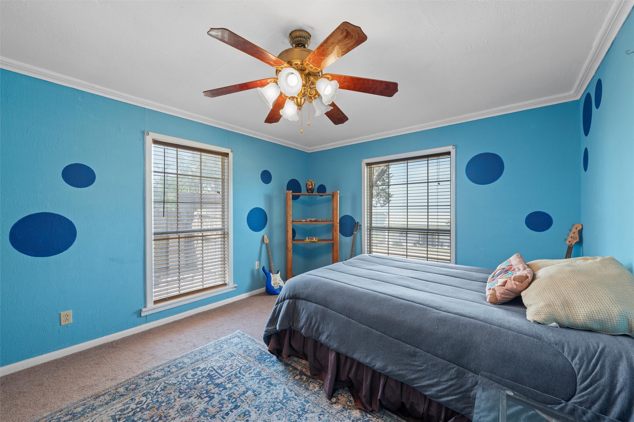 117 Linda Lee Loop
