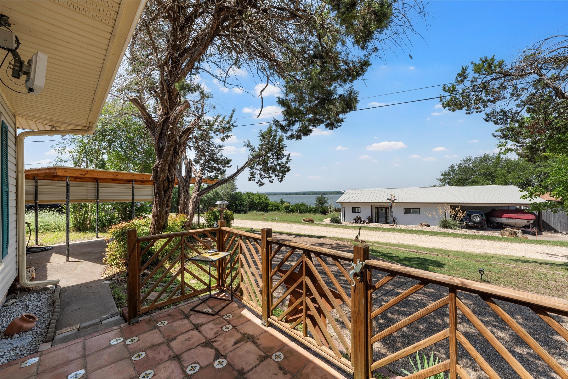 117 Linda Lee Loop