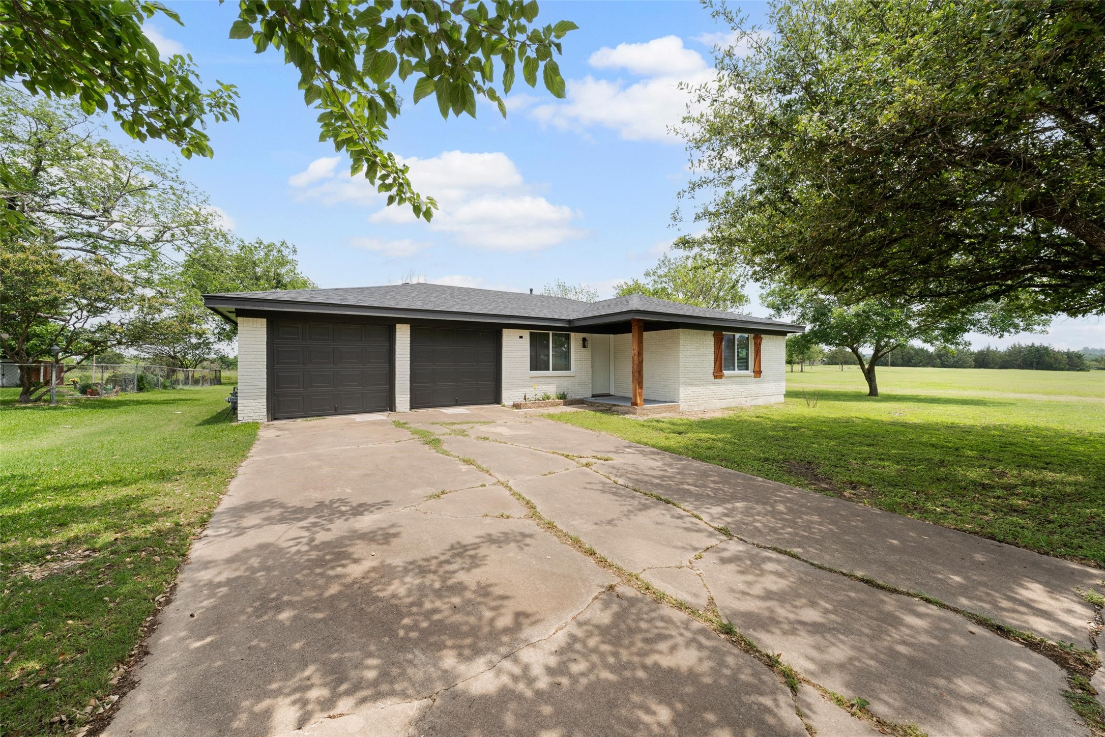 527 Dison Drive
