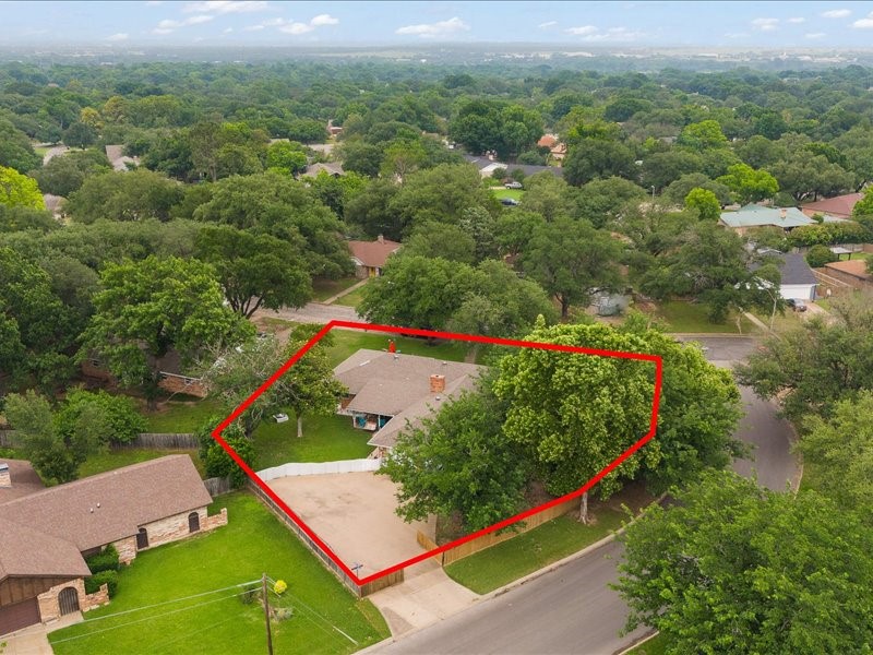 1118 Willowcreek Road