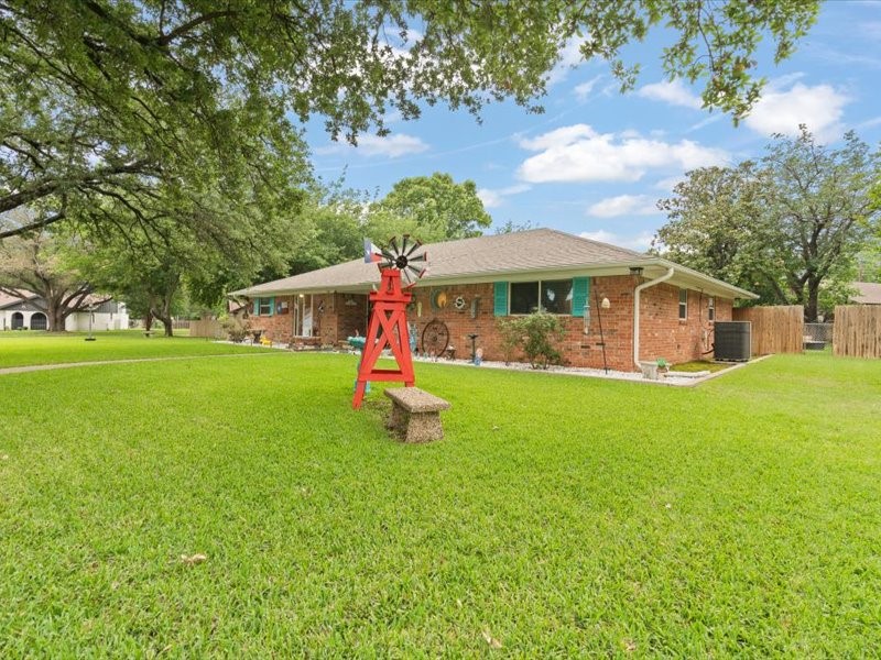 1118 Willowcreek Road