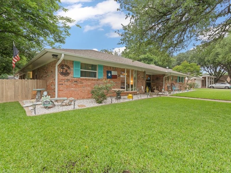 1118 Willowcreek Road
