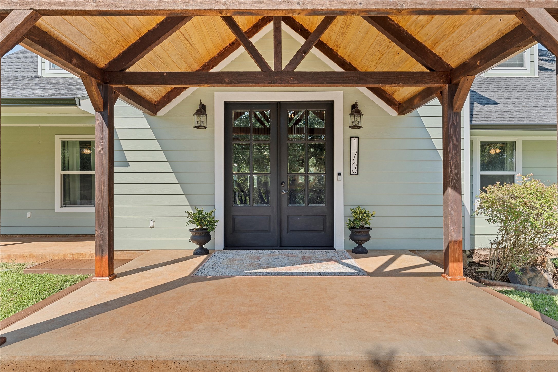 173 Cedar Ridge Drive