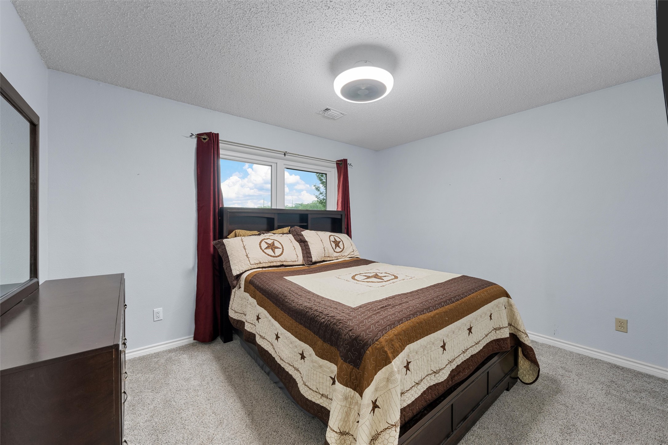 104 Oak Hill Loop